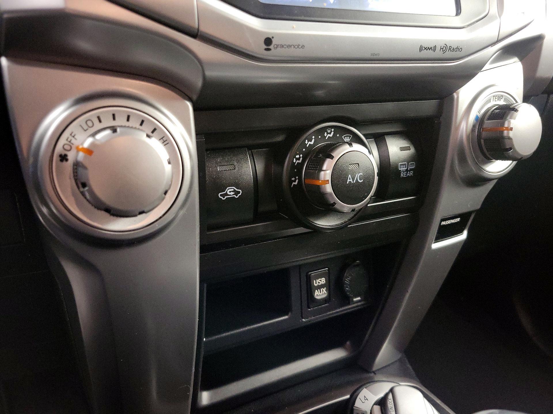 Thumbnail: 2019 Toyota 4Runner - 16