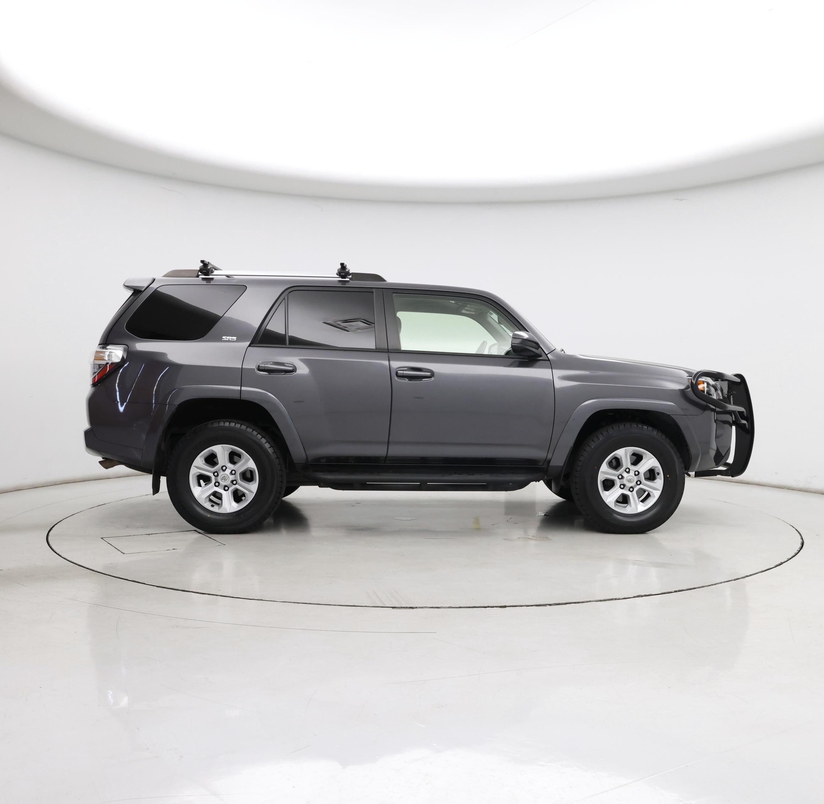Thumbnail: 2019 Toyota 4Runner - 7