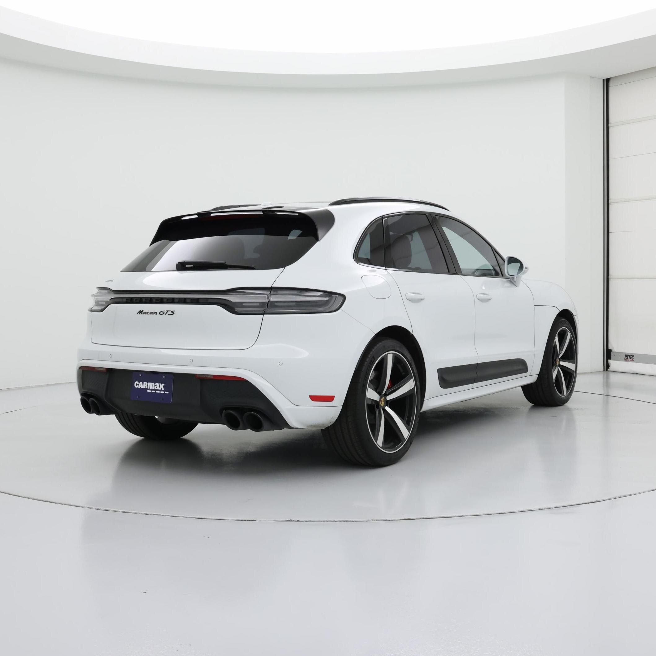 Thumbnail: 2022 Porsche Macan - 8
