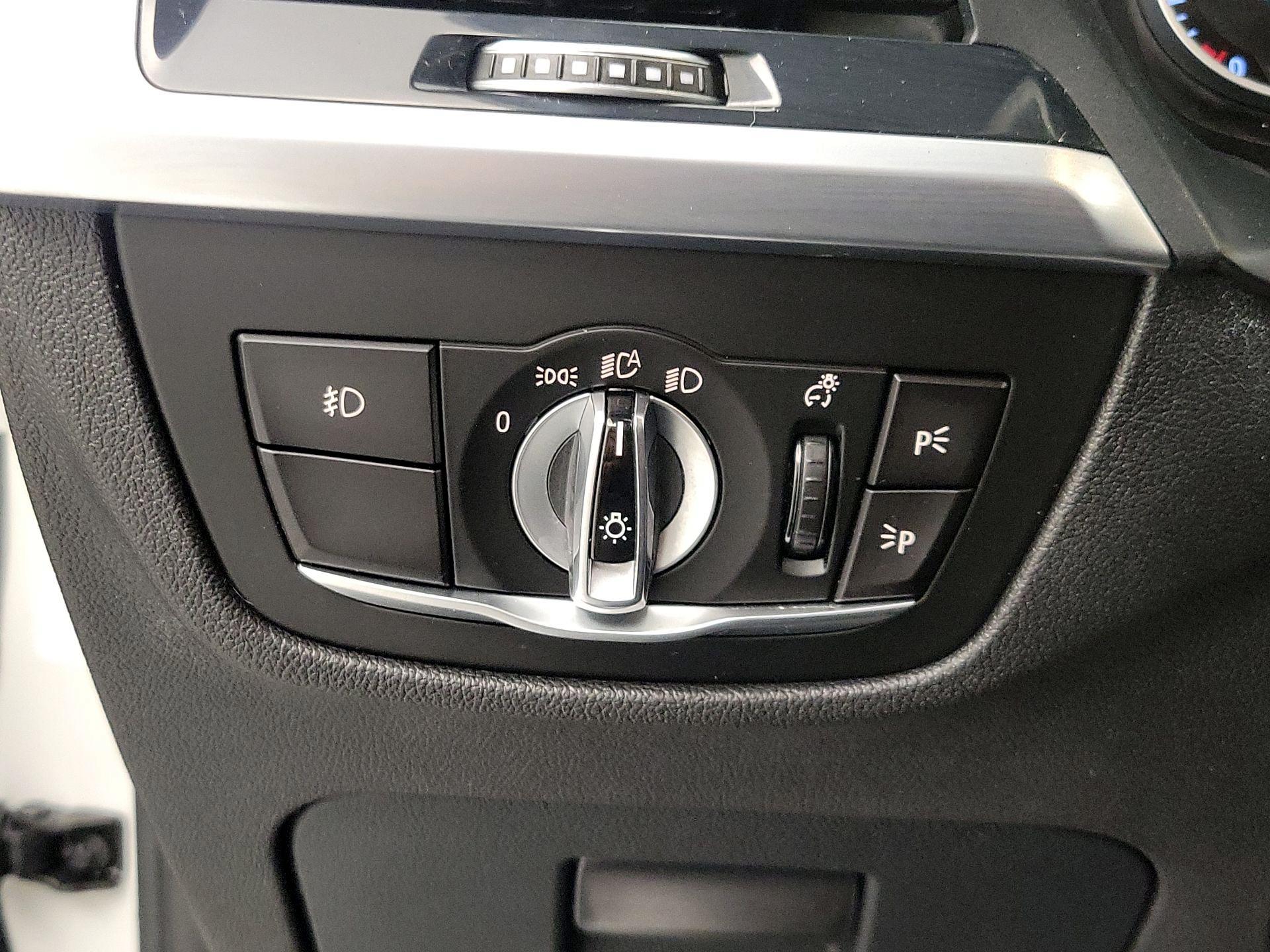 Thumbnail: 2019 BMW X3 - 13