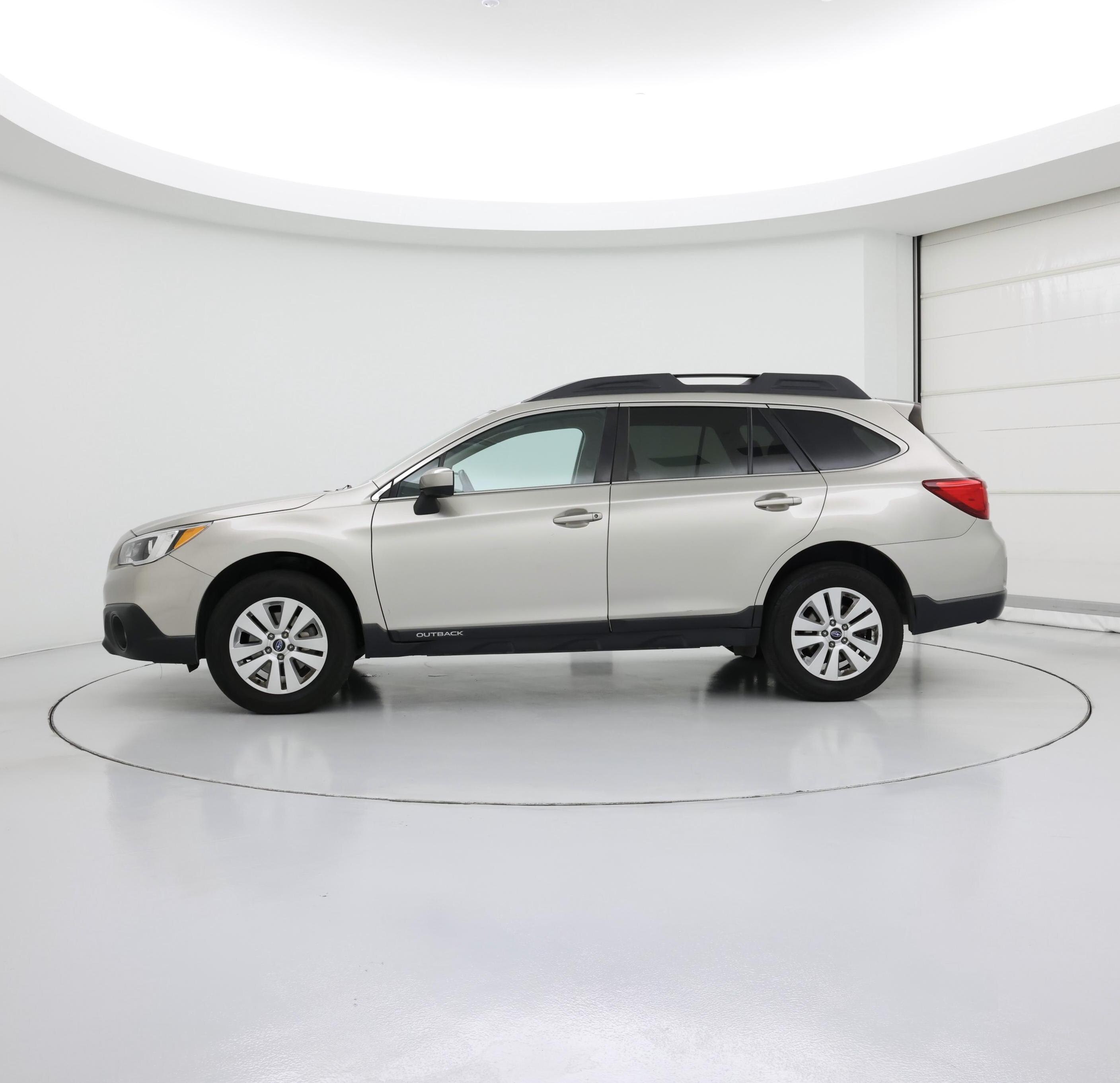 Thumbnail: 2017 Subaru Outback - 3