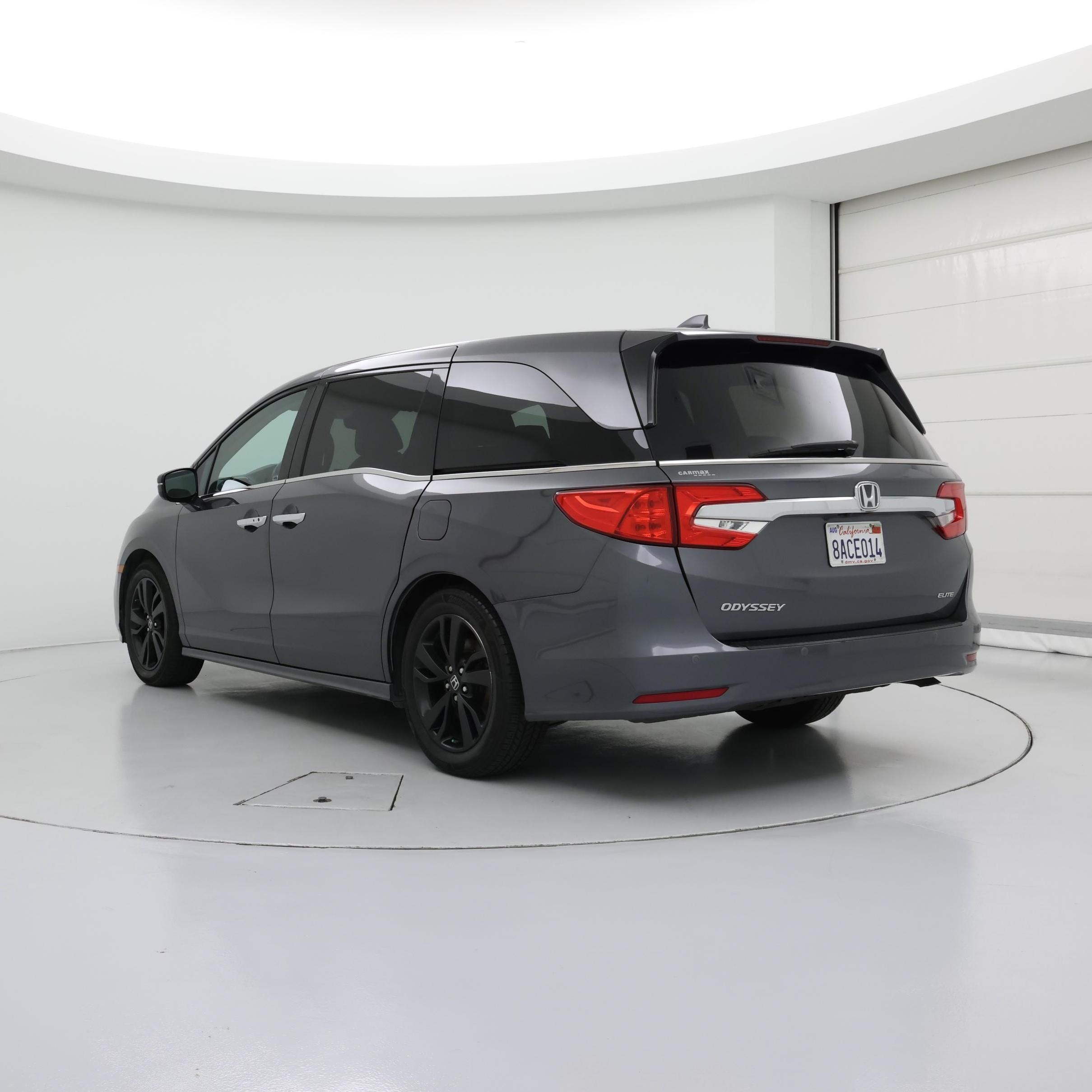 Thumbnail: 2018 Honda Odyssey - 2