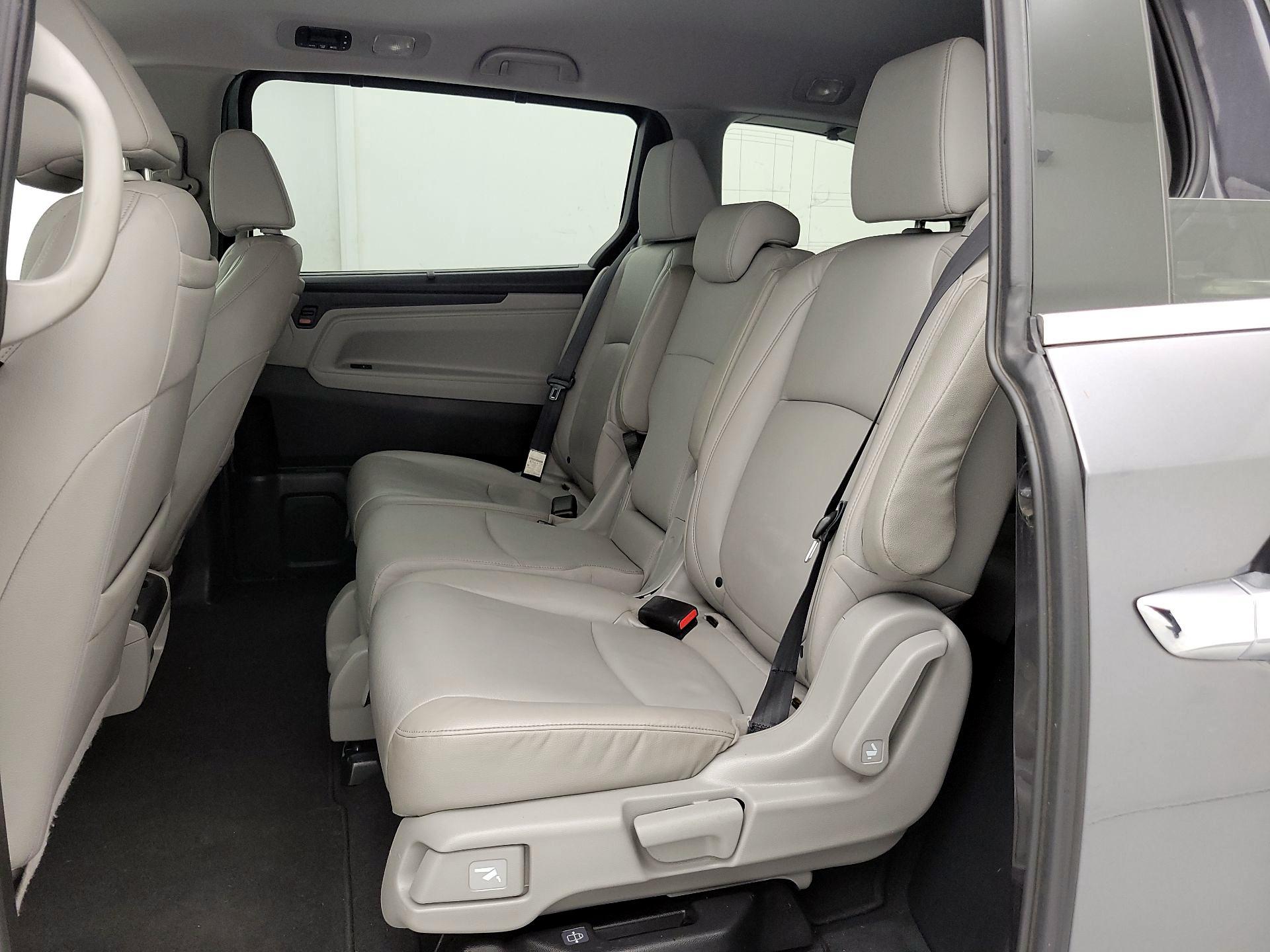 Thumbnail: 2018 Honda Odyssey - 19