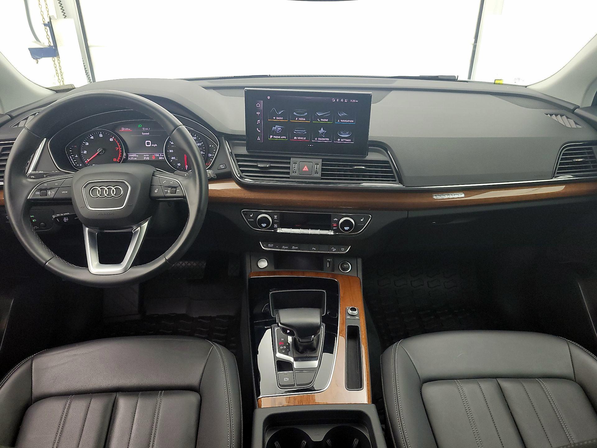 Thumbnail: 2023 Audi Q5 - 9