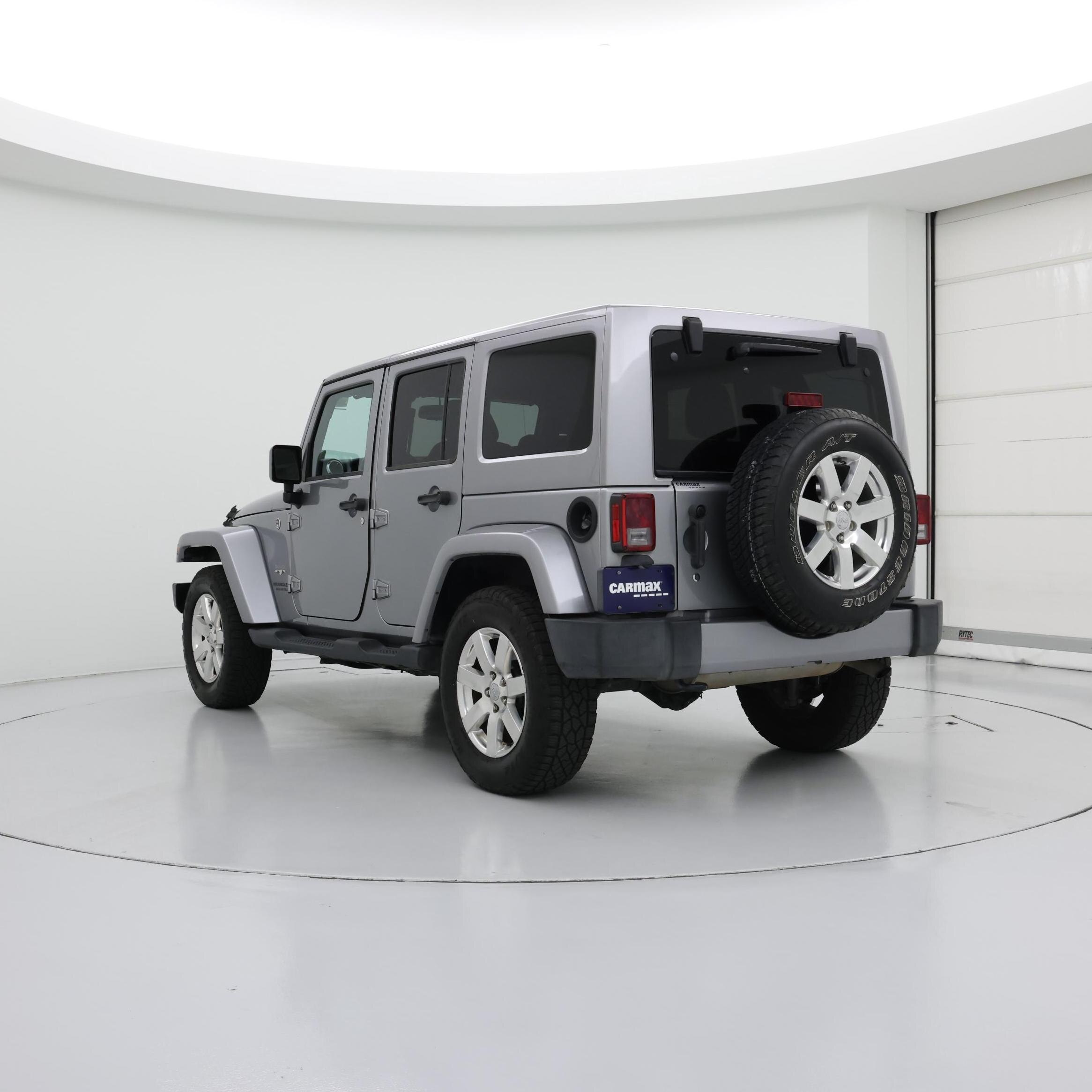 Thumbnail: 2017 Jeep Wrangler - 2