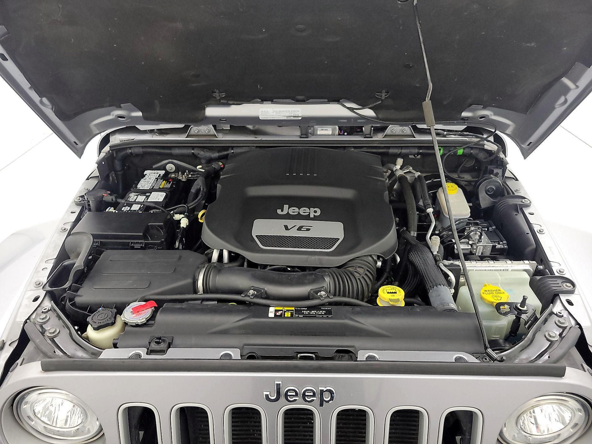 Thumbnail: 2017 Jeep Wrangler - 19