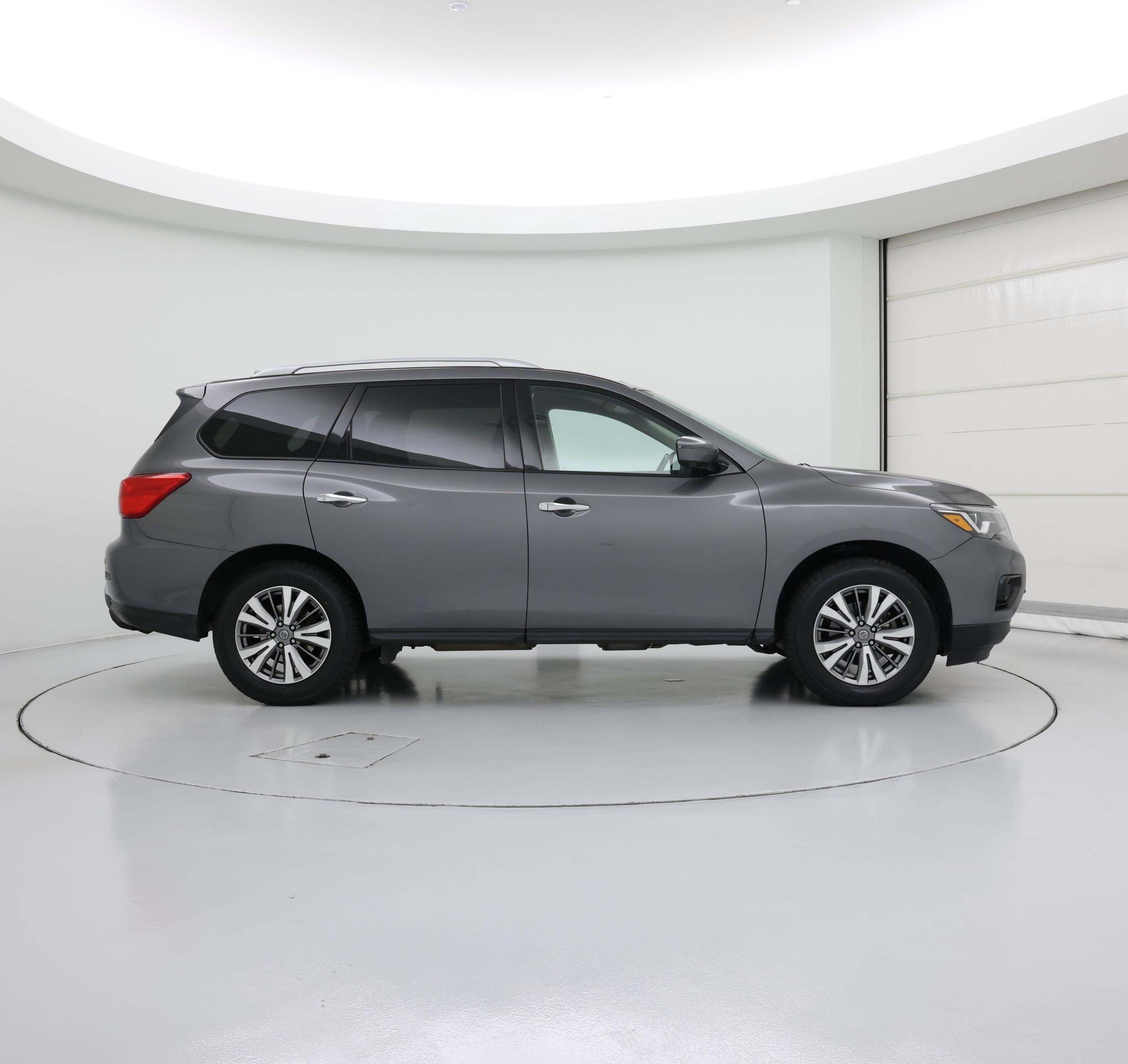 Thumbnail: 2019 Nissan Pathfinder - 7