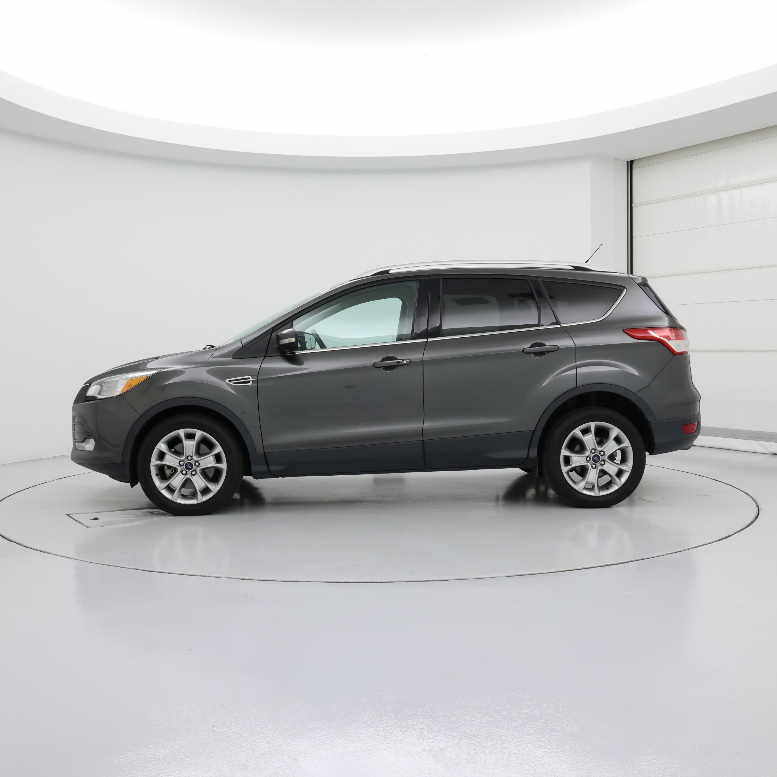Thumbnail: 2015 Ford Escape - 3