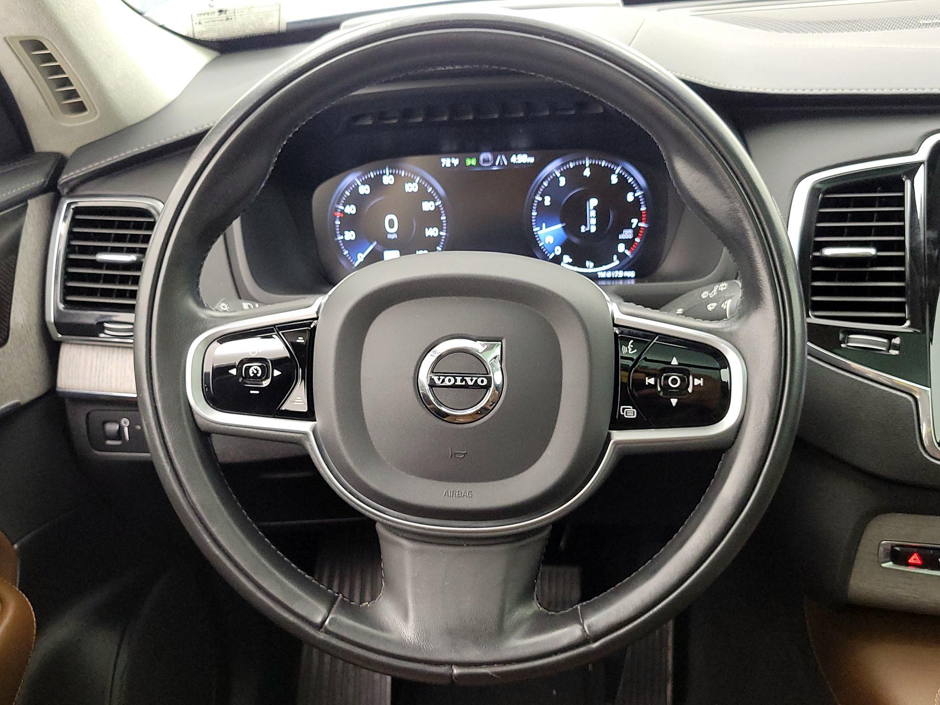 Thumbnail: 2020 Volvo XC90 - 10