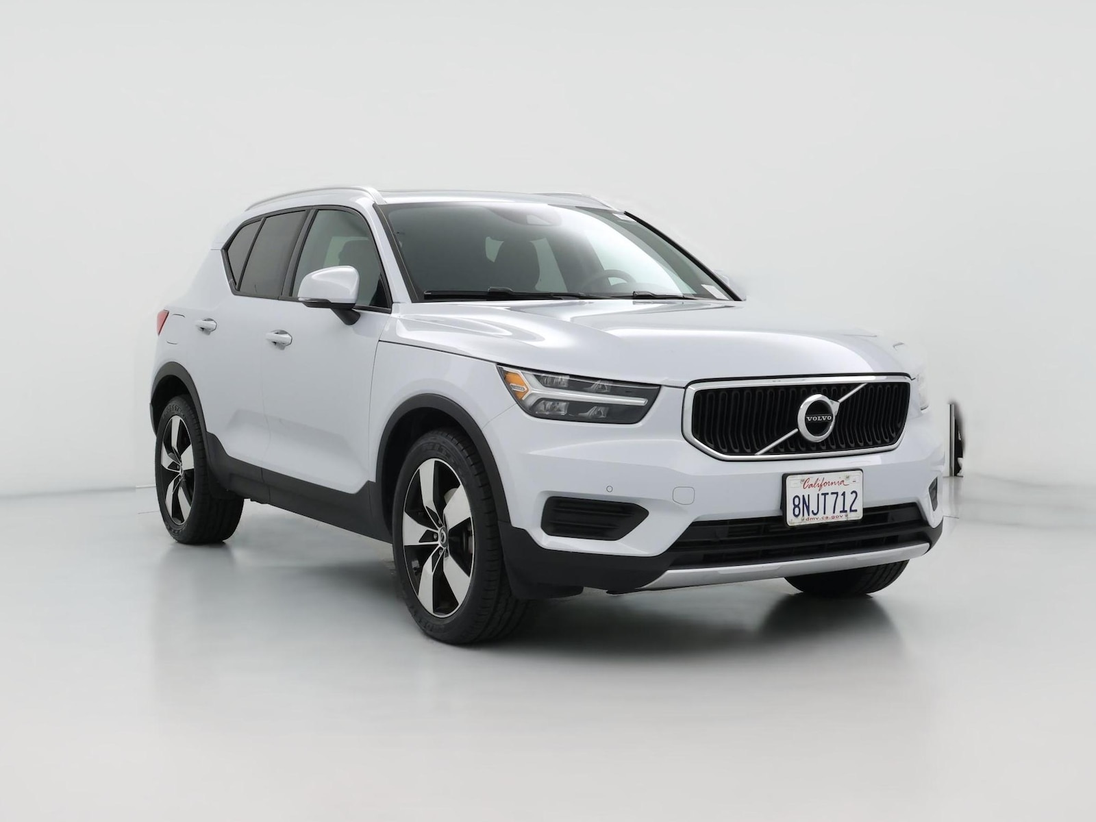 2020 Volvo XC40 Momentum