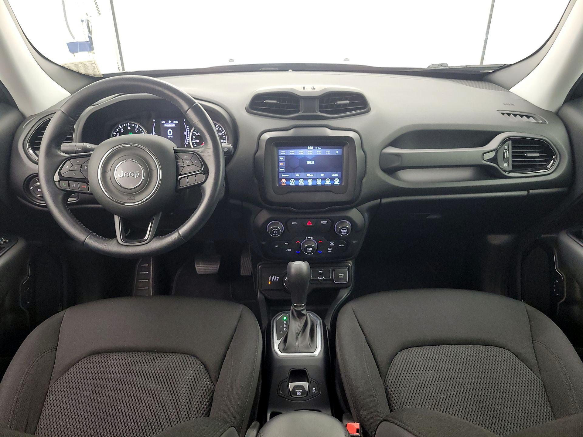 Thumbnail: 2020 Jeep Renegade - 9