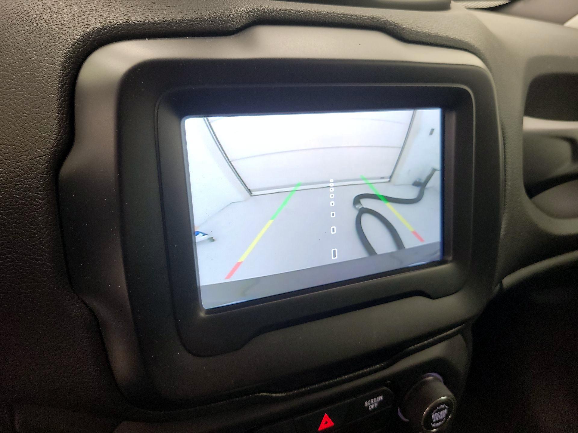 Thumbnail: 2020 Jeep Renegade - 14