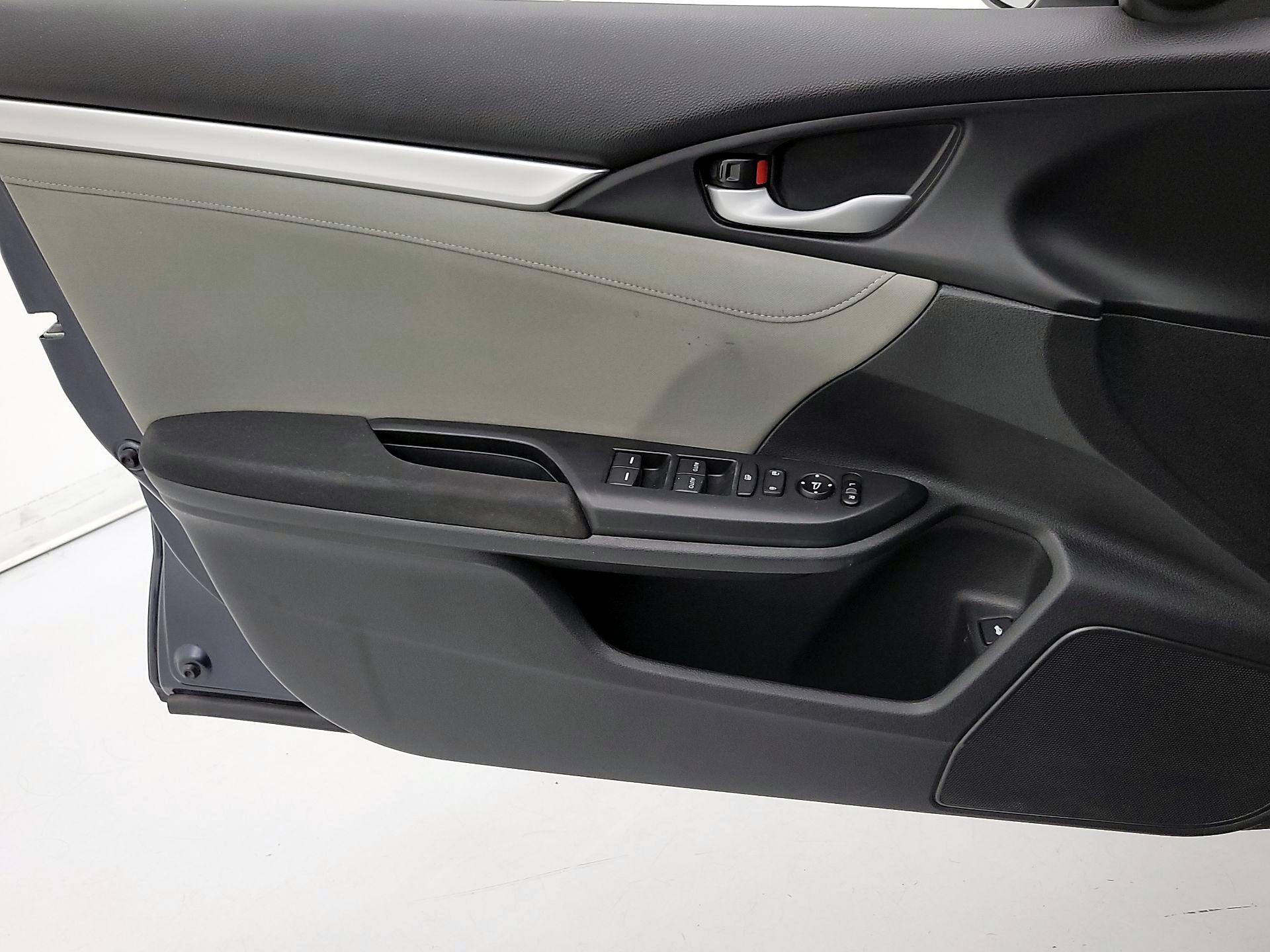 Thumbnail: 2019 Honda Civic - 12