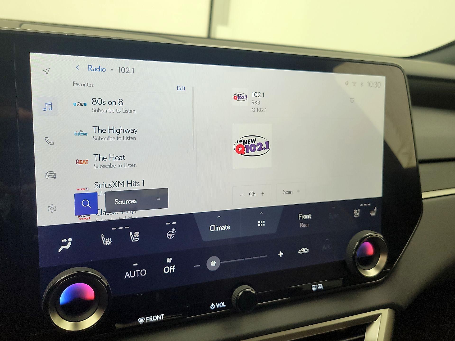 Thumbnail: 2023 Lexus RX - 15