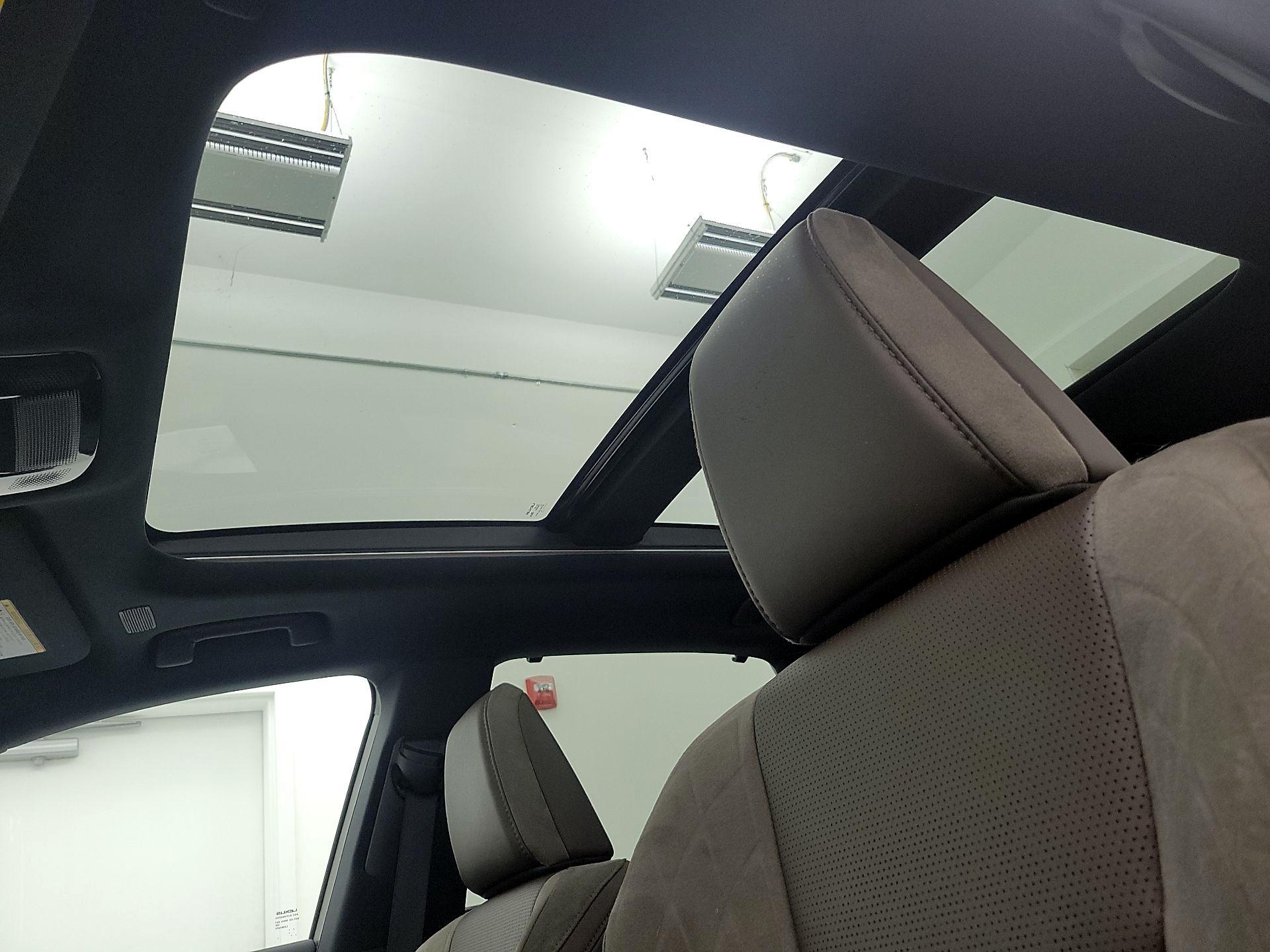 Thumbnail: 2023 Lexus RX - 19