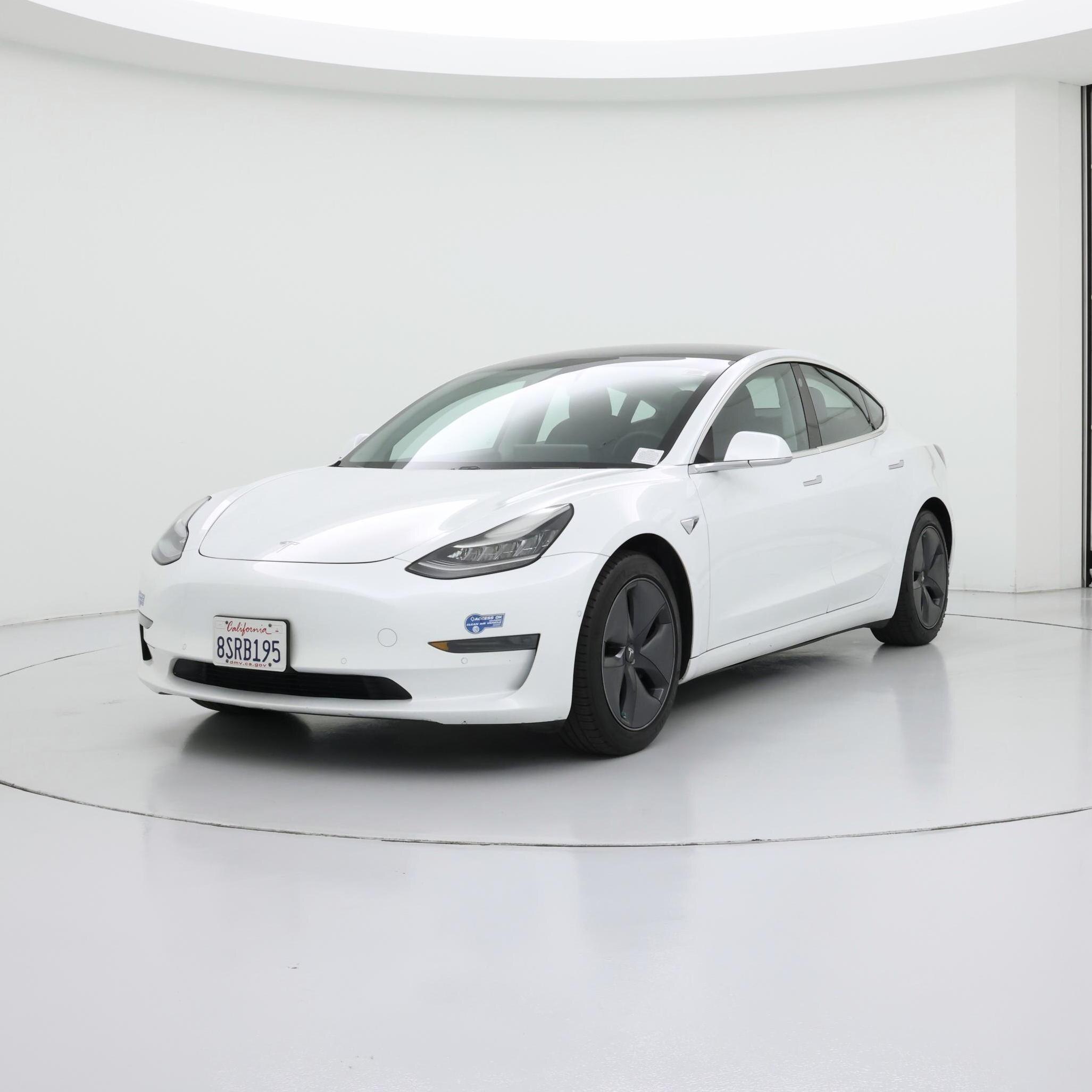 Thumbnail: 2020 Tesla Model 3 - 4