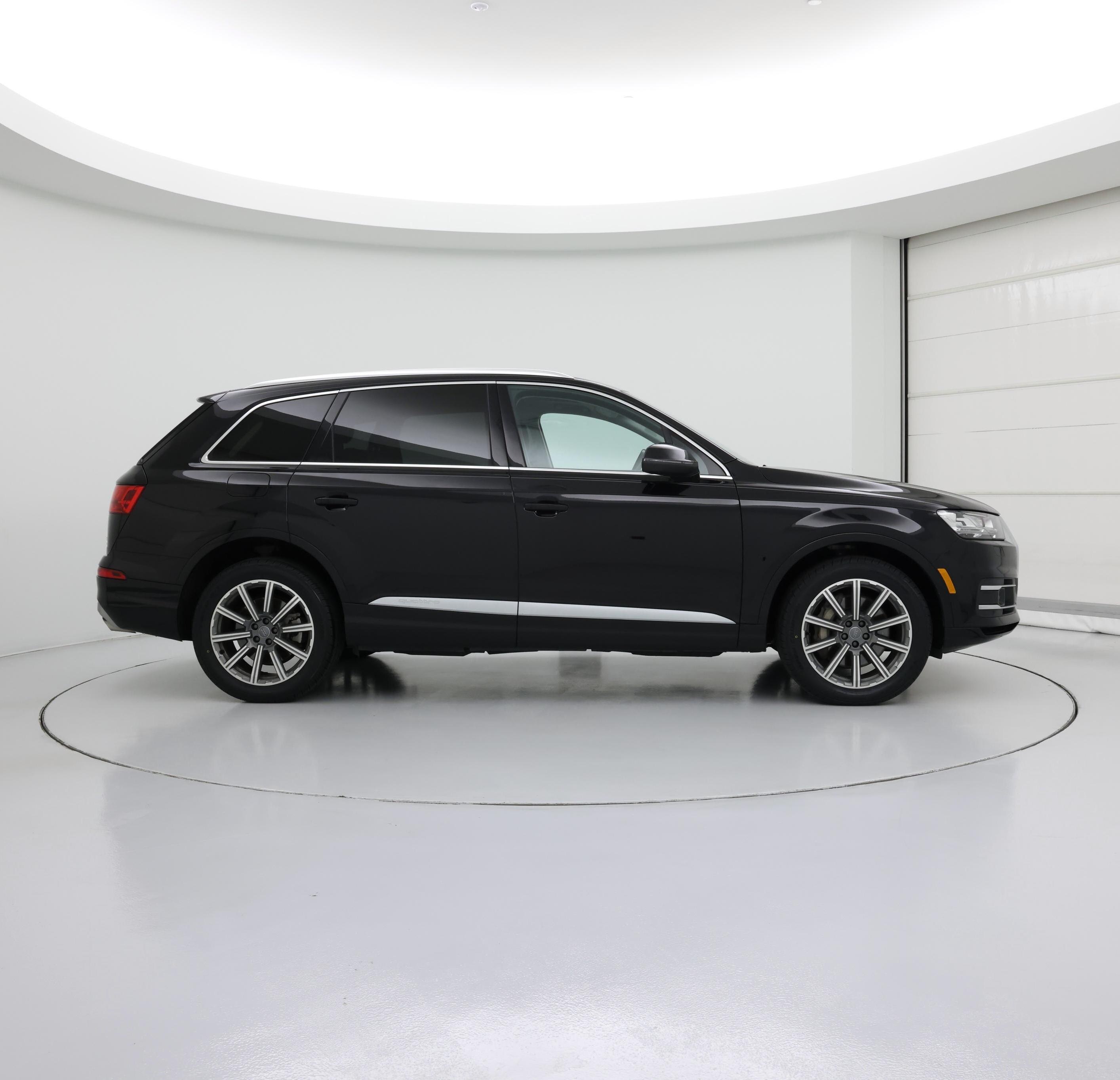 Thumbnail: 2018 Audi Q7 - 7