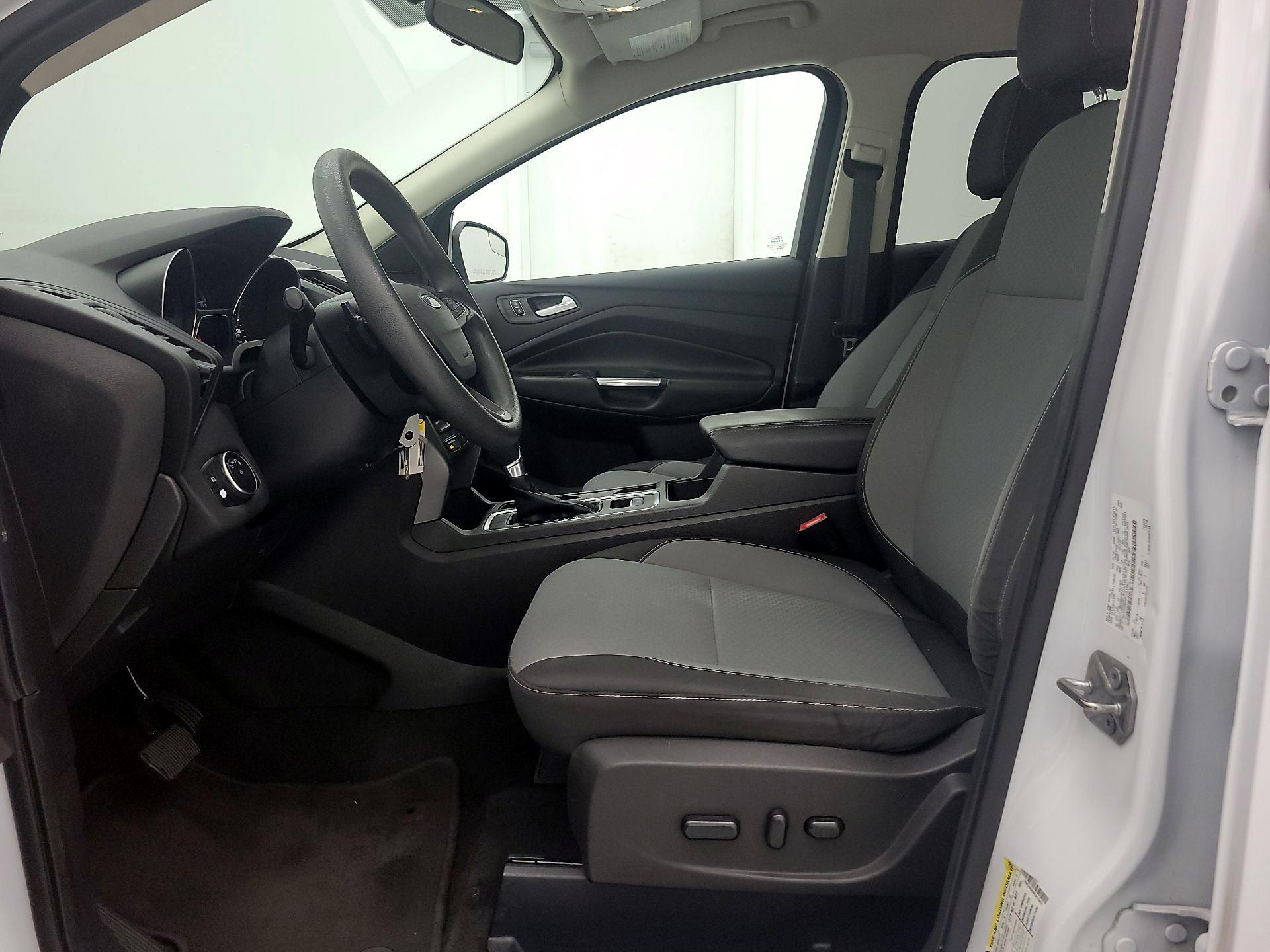 Thumbnail: 2017 Ford Escape - 11