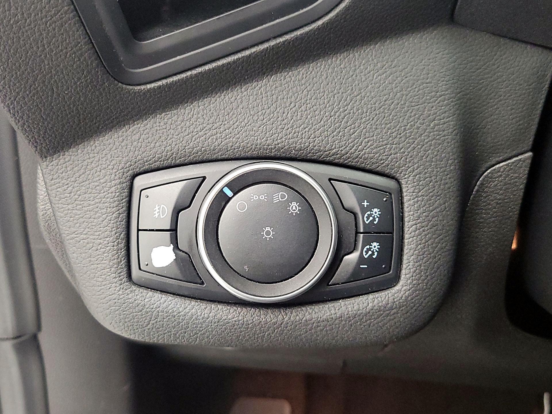 Thumbnail: 2017 Ford Escape - 13