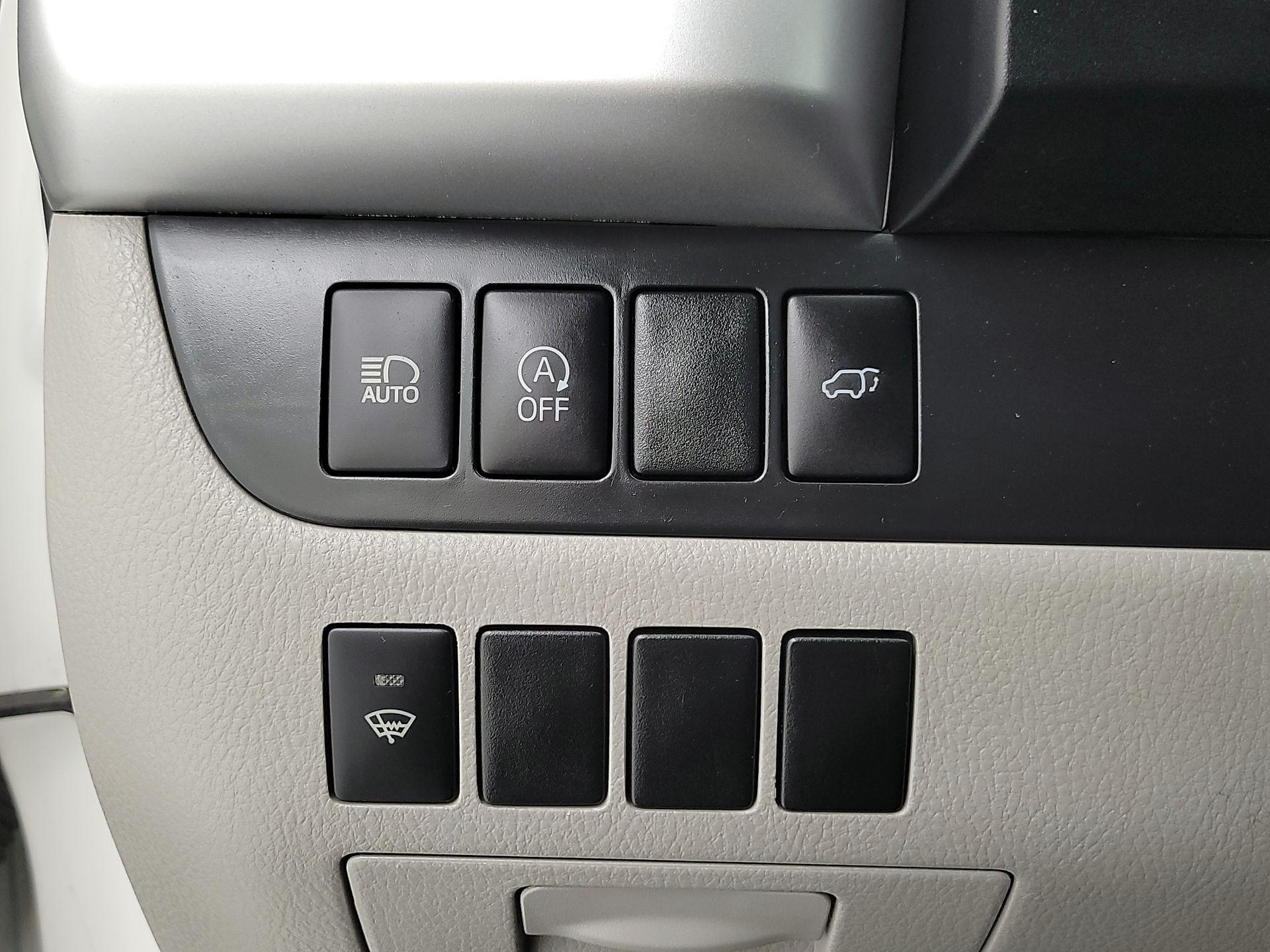 Thumbnail: 2018 Toyota Highlander - 13