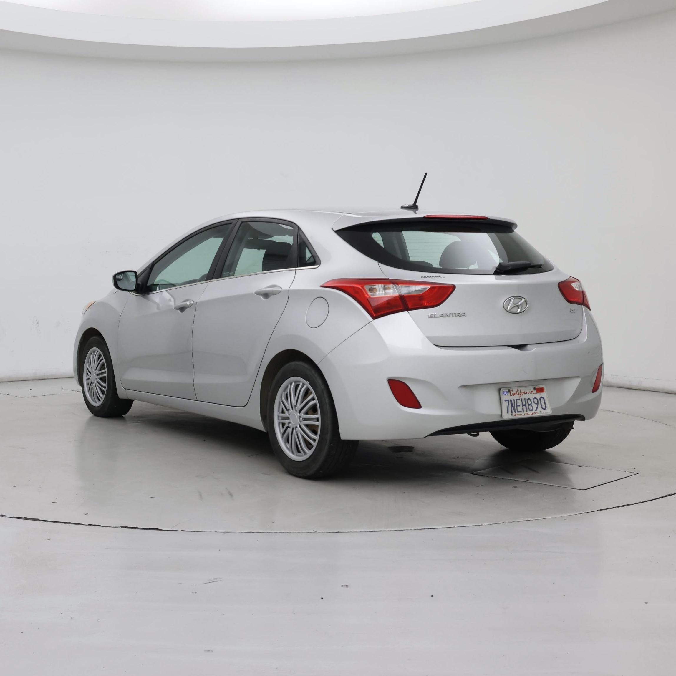 Thumbnail: 2016 Hyundai Elantra - 2