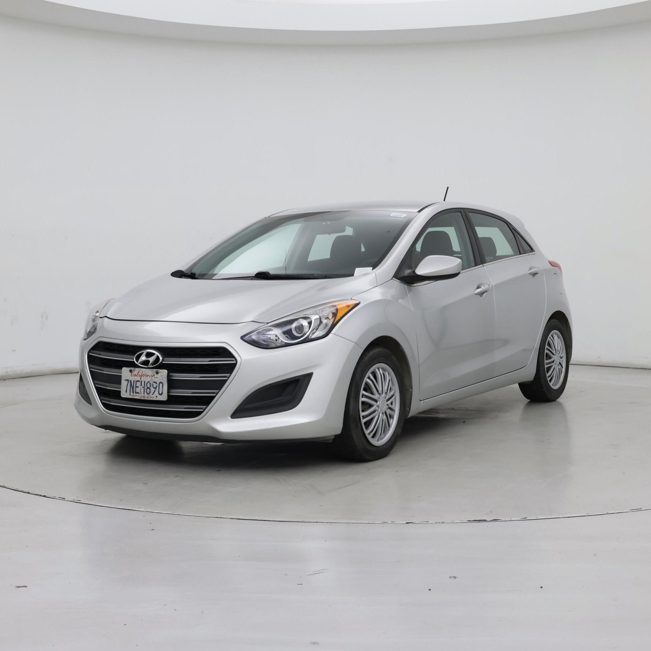 Thumbnail: 2016 Hyundai Elantra - 4