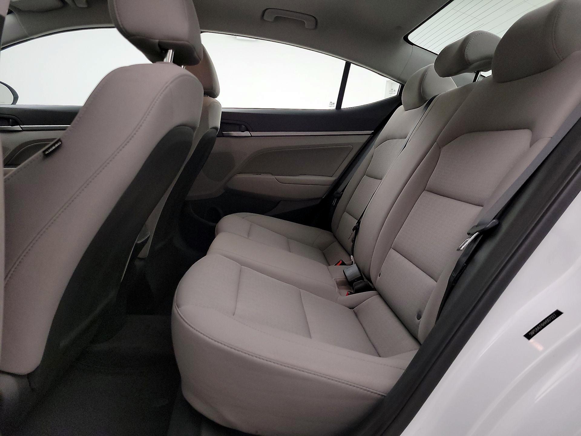 Thumbnail: 2017 Hyundai Elantra - 19