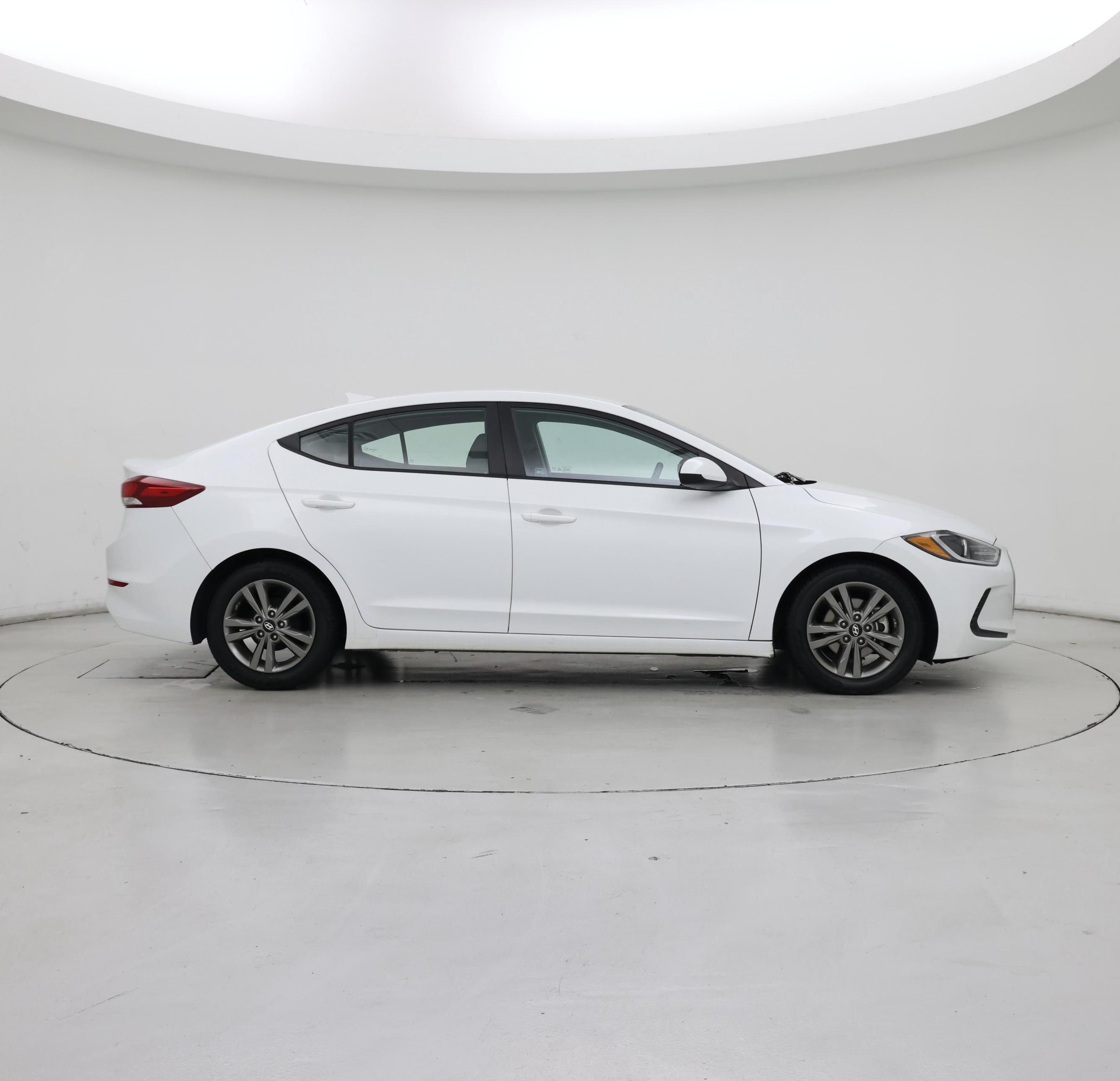 Thumbnail: 2017 Hyundai Elantra - 7
