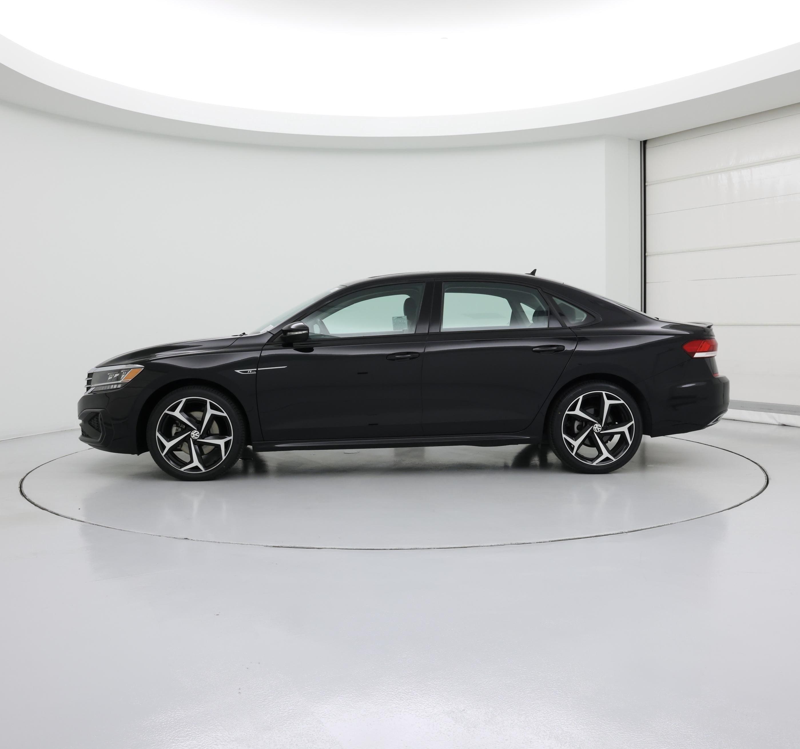Thumbnail: 2020 Volkswagen Passat - 3