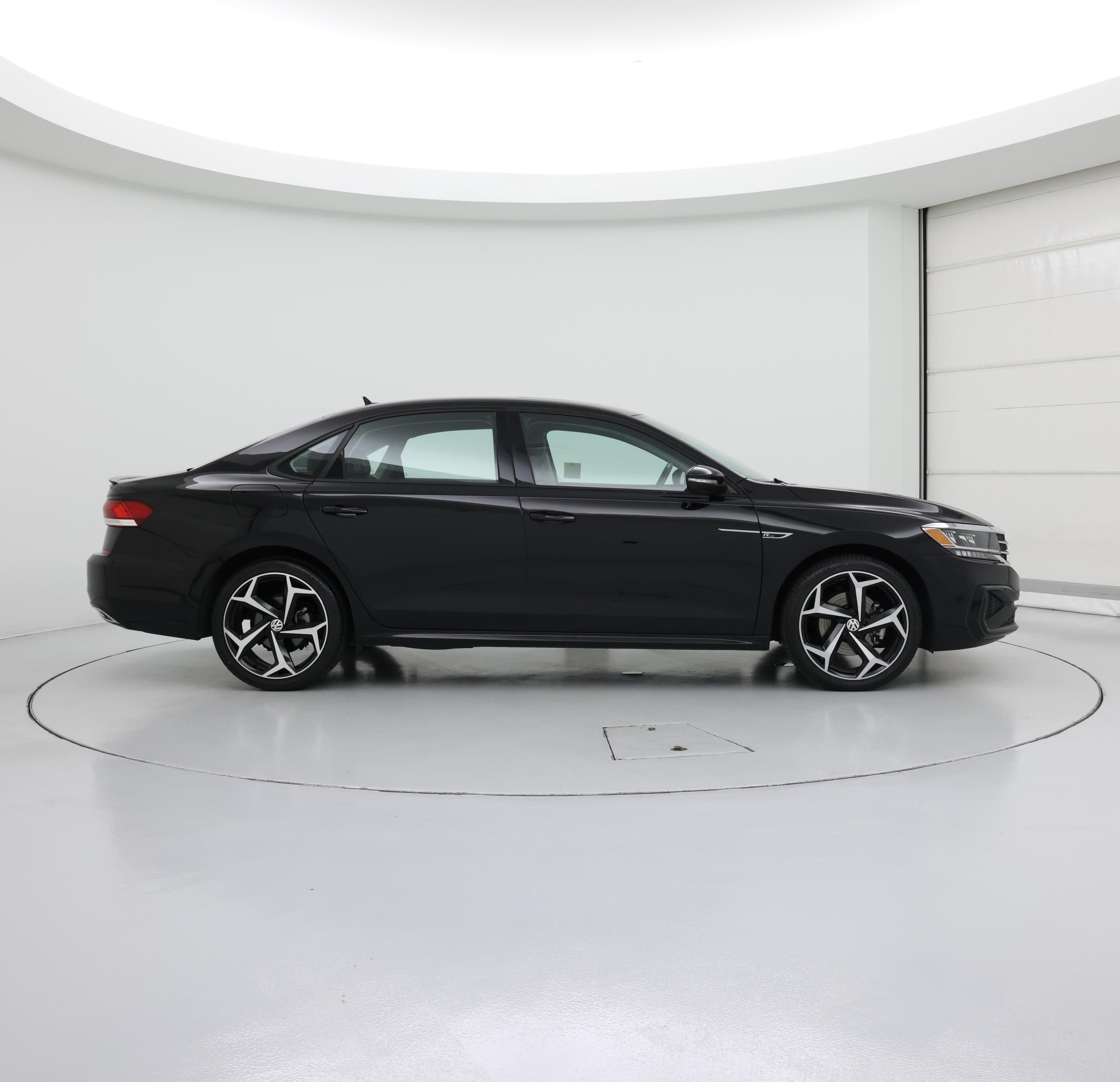 Thumbnail: 2020 Volkswagen Passat - 7