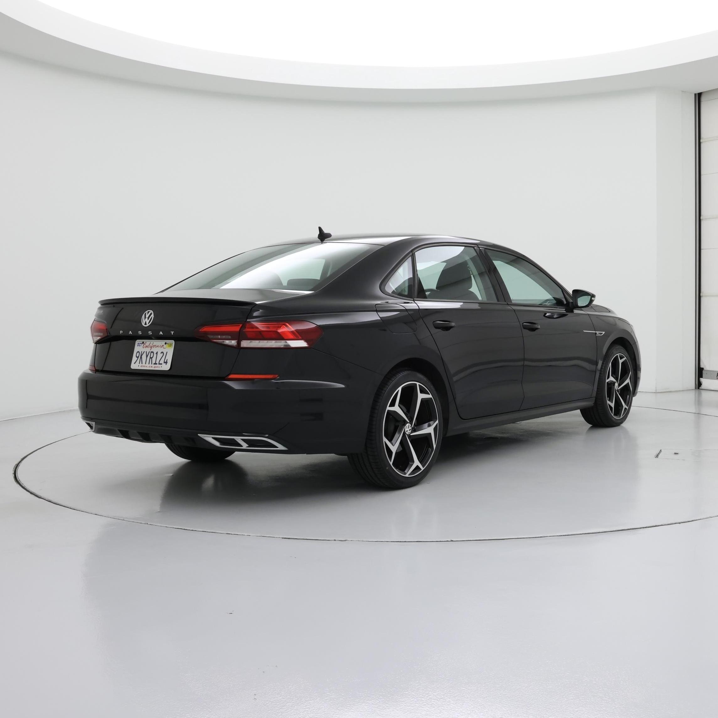 Thumbnail: 2020 Volkswagen Passat - 8