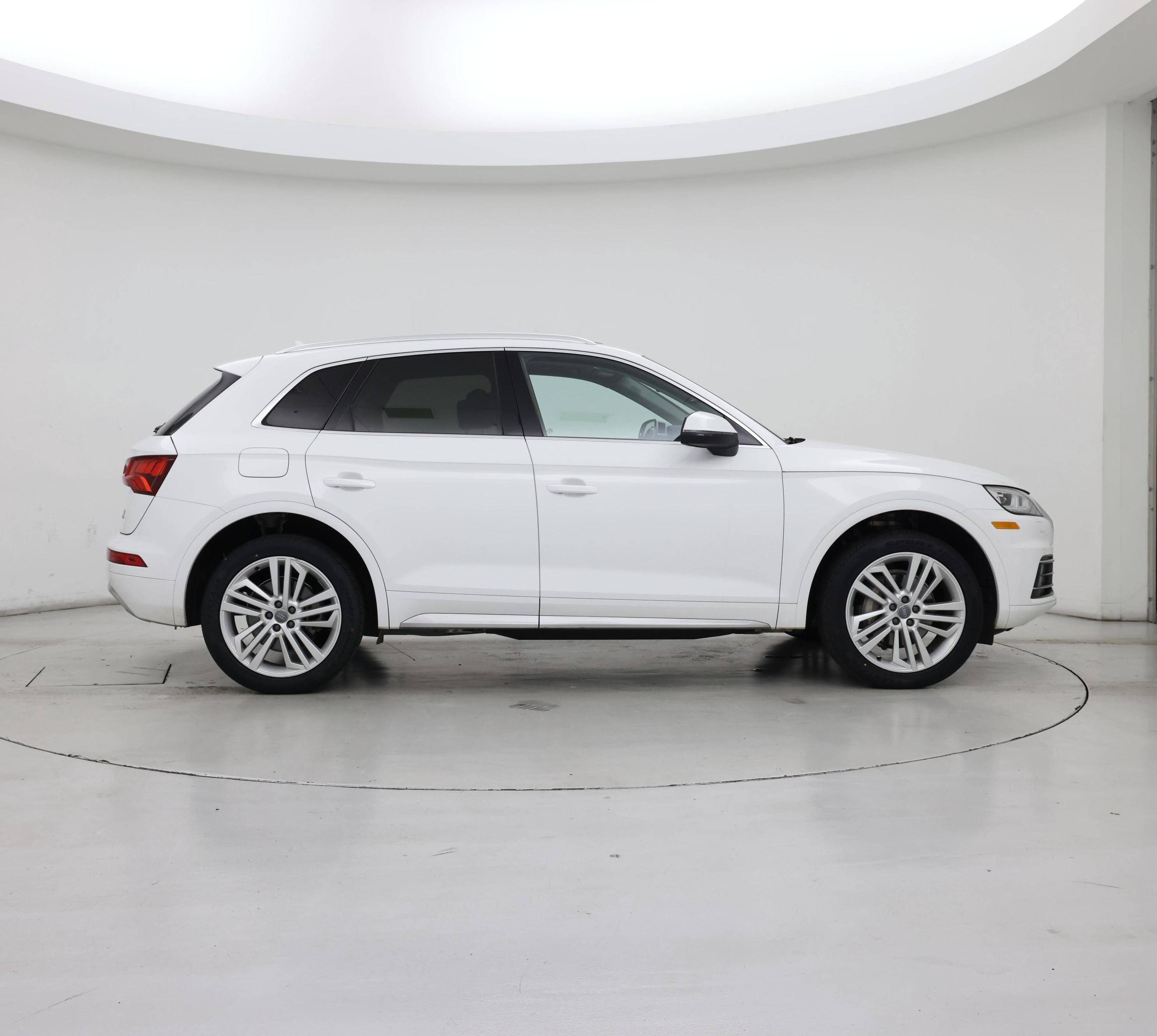 Thumbnail: 2018 Audi Q5 - 7