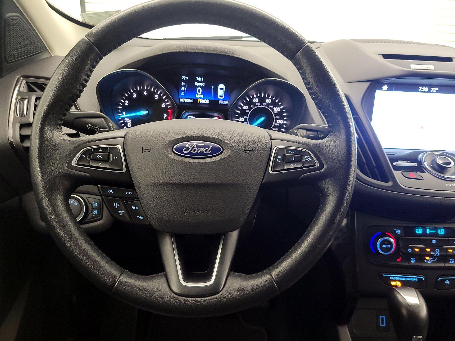 Thumbnail: 2017 Ford Escape - 10