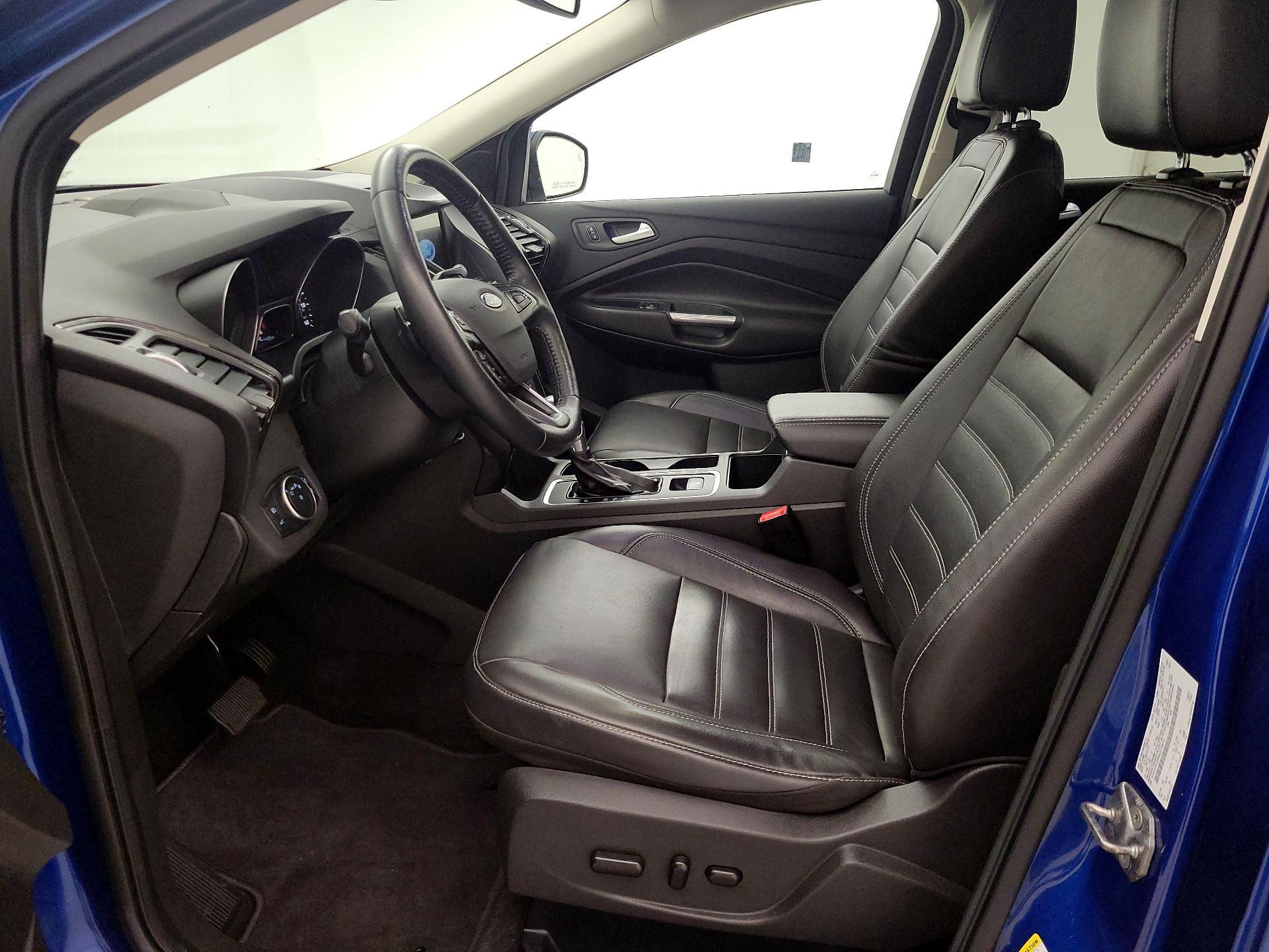 Thumbnail: 2017 Ford Escape - 11