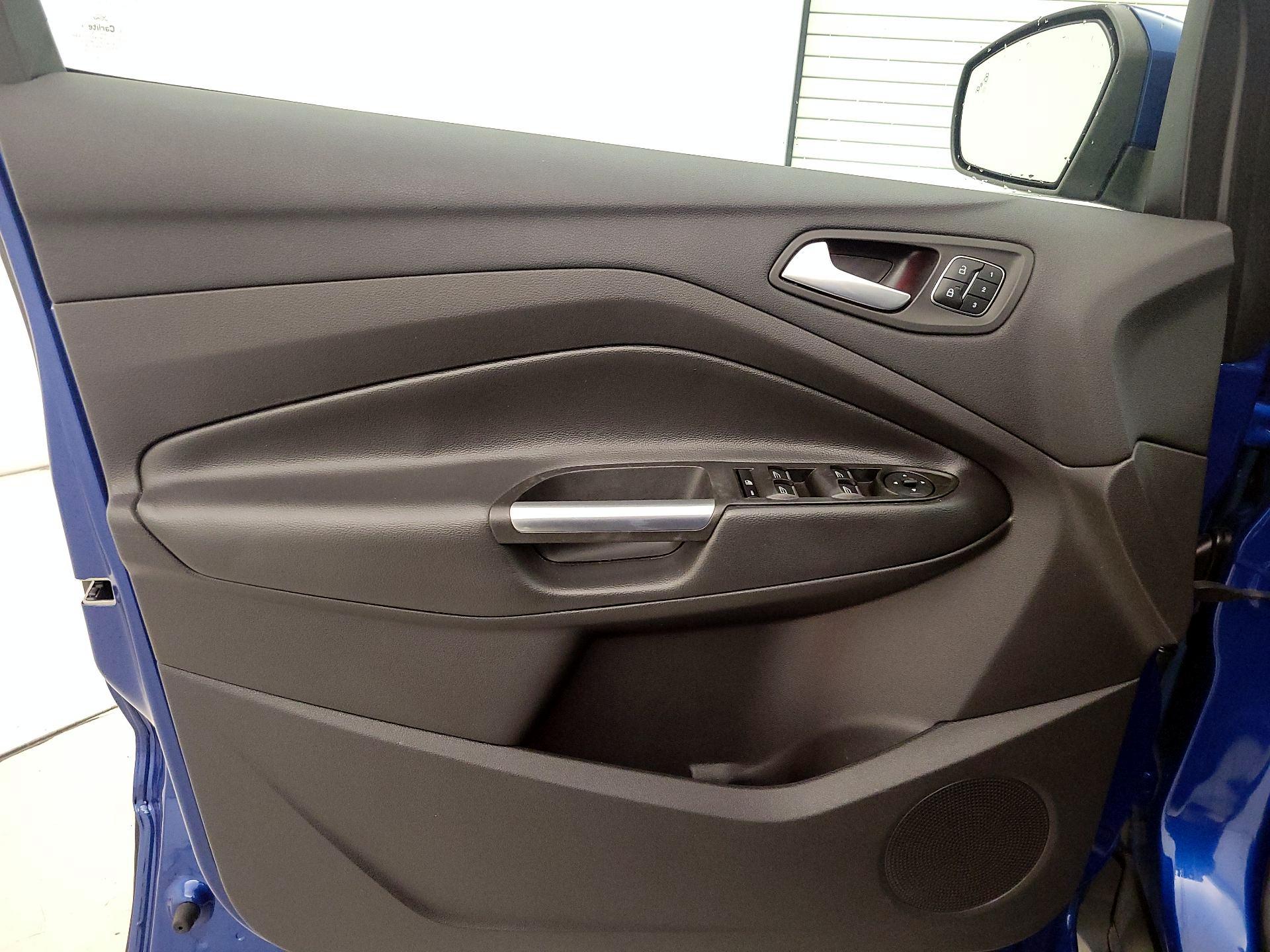 Thumbnail: 2017 Ford Escape - 12