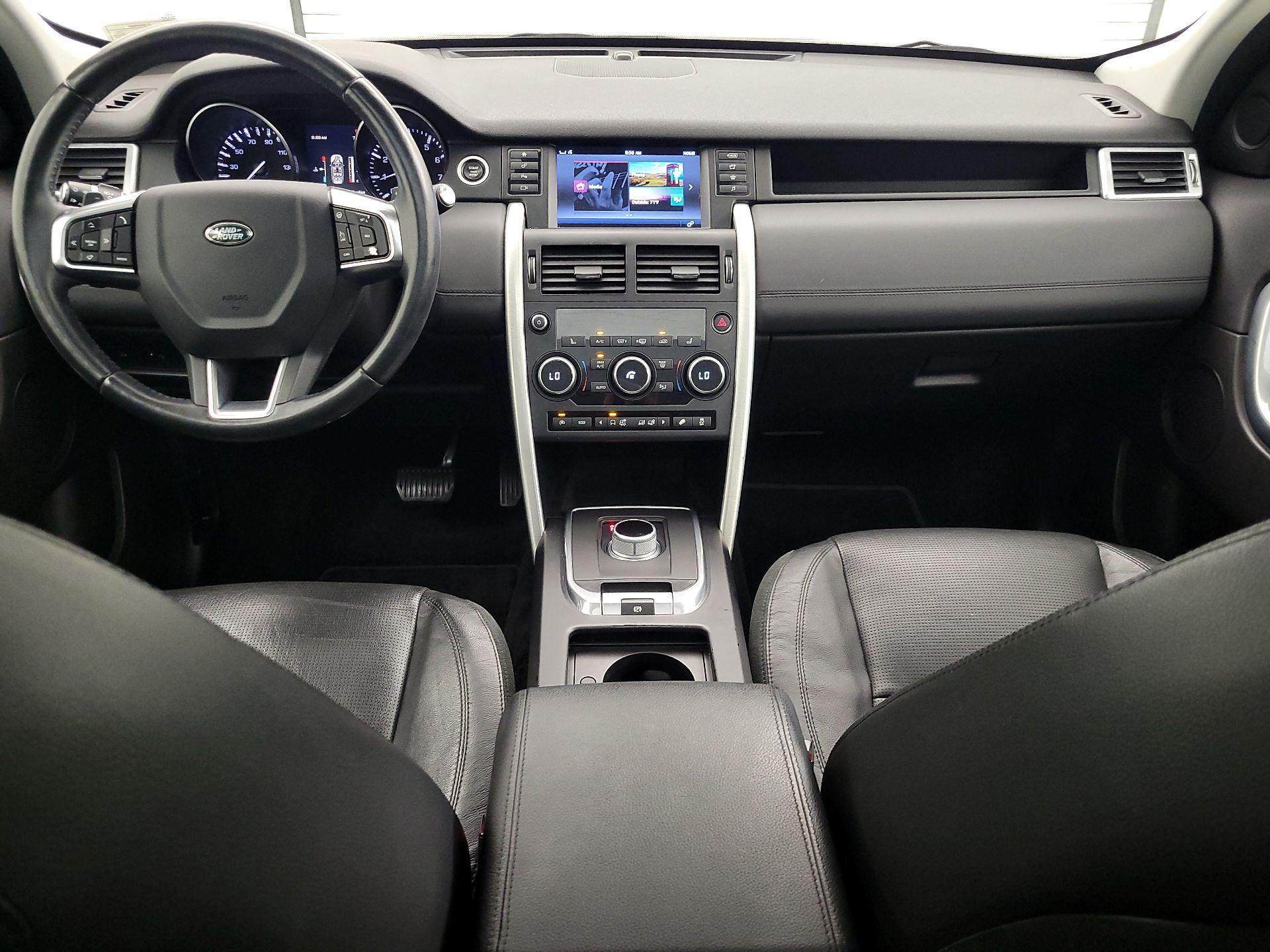 Thumbnail: 2016 Land Rover Discovery Sport - 9
