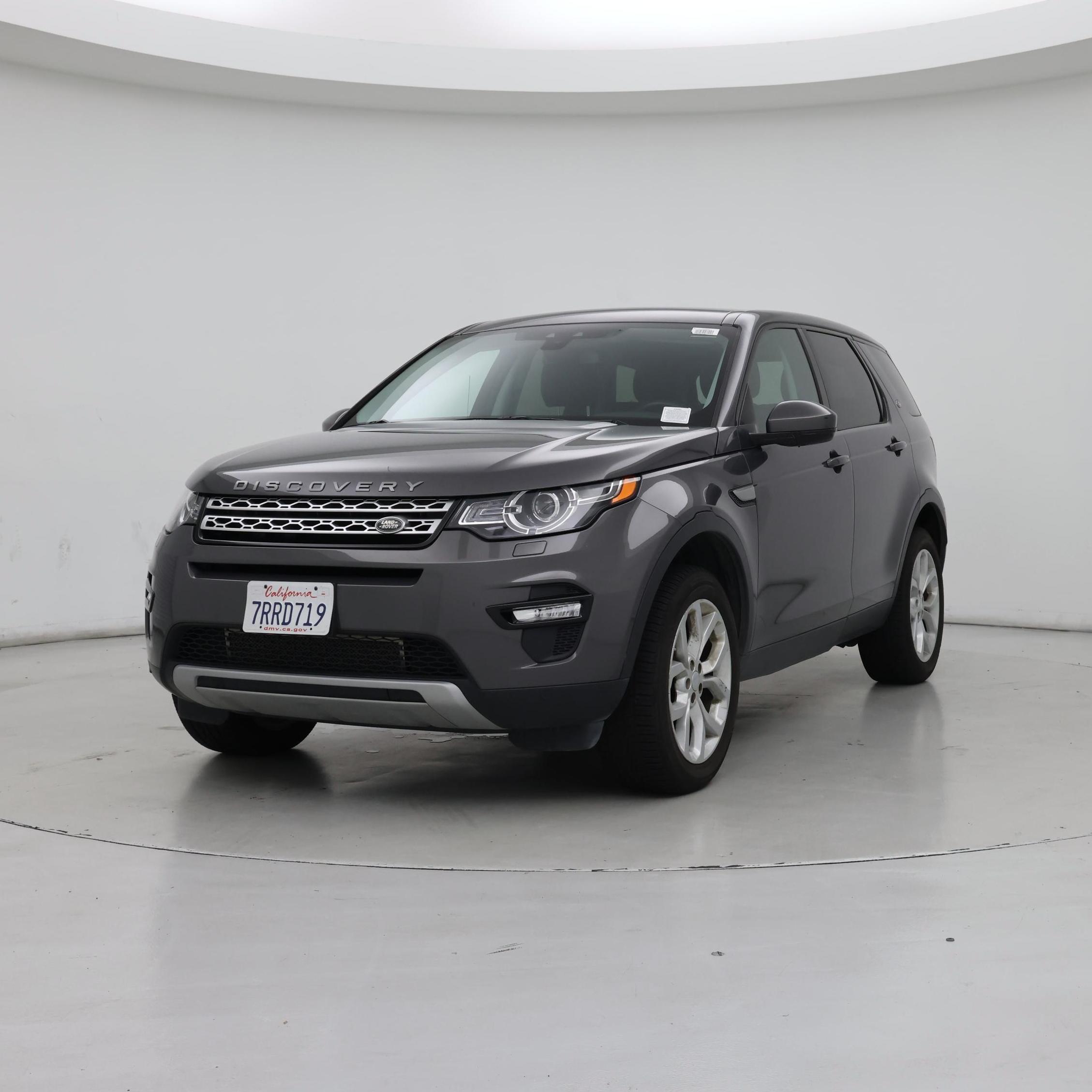 Thumbnail: 2016 Land Rover Discovery Sport - 4