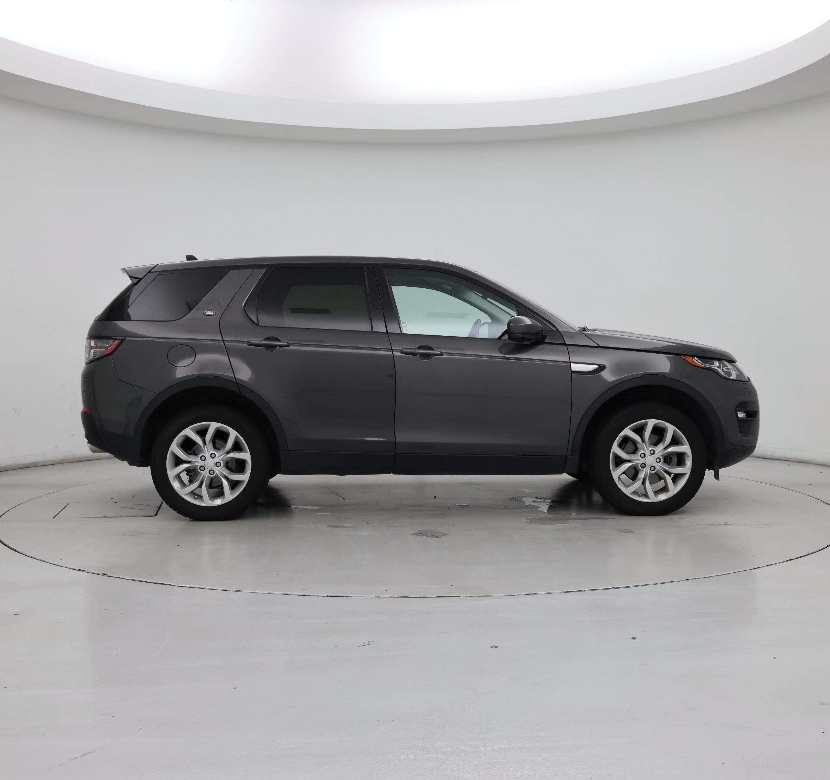 Thumbnail: 2016 Land Rover Discovery Sport - 7