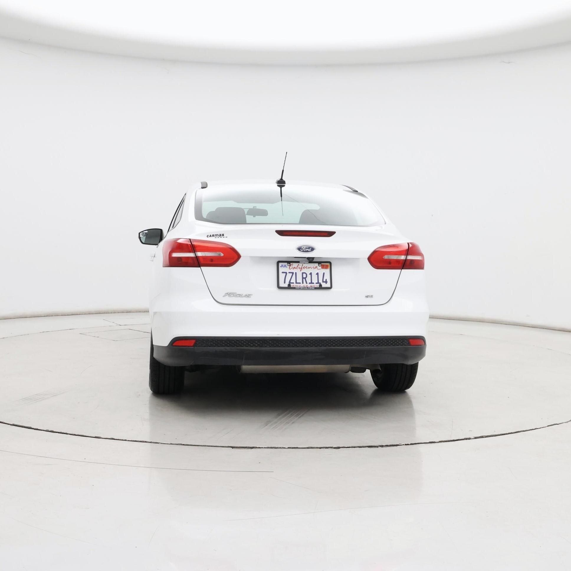 Thumbnail: 2017 Ford Focus - 6