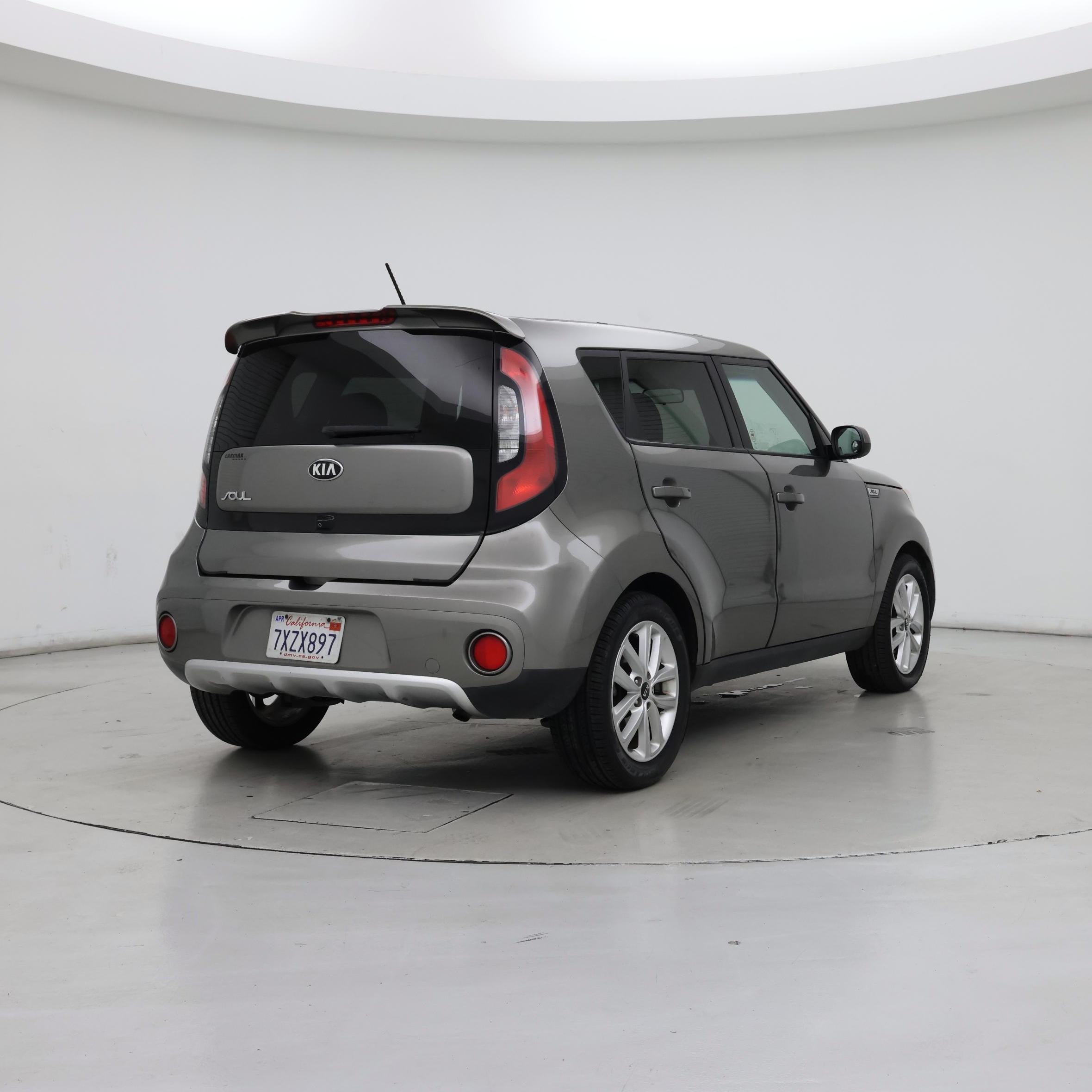 Thumbnail: 2017 Kia Soul - 8