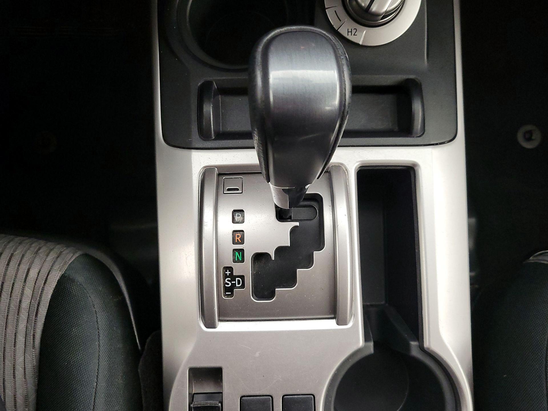 Thumbnail: 2019 Toyota 4Runner - 17