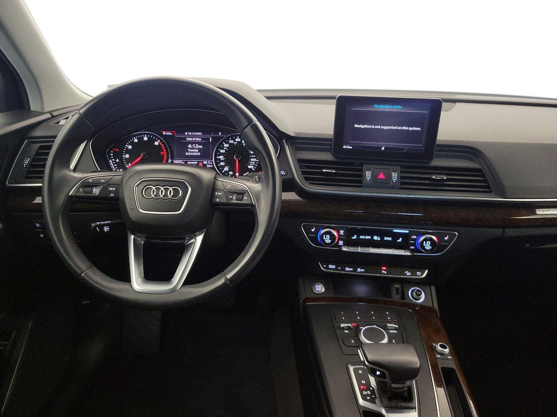 Thumbnail: 2020 Audi Q5 - 9