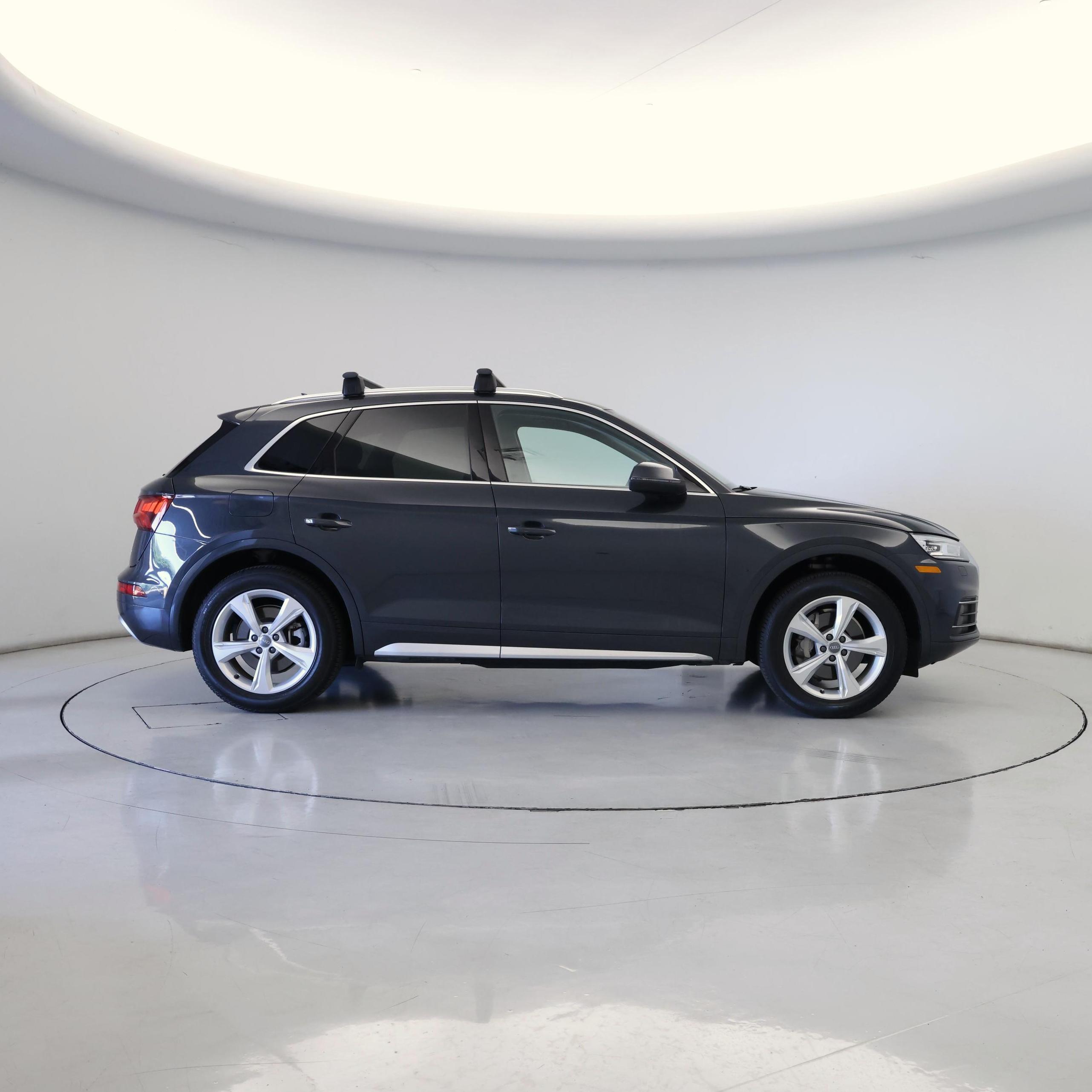 Thumbnail: 2020 Audi Q5 - 7