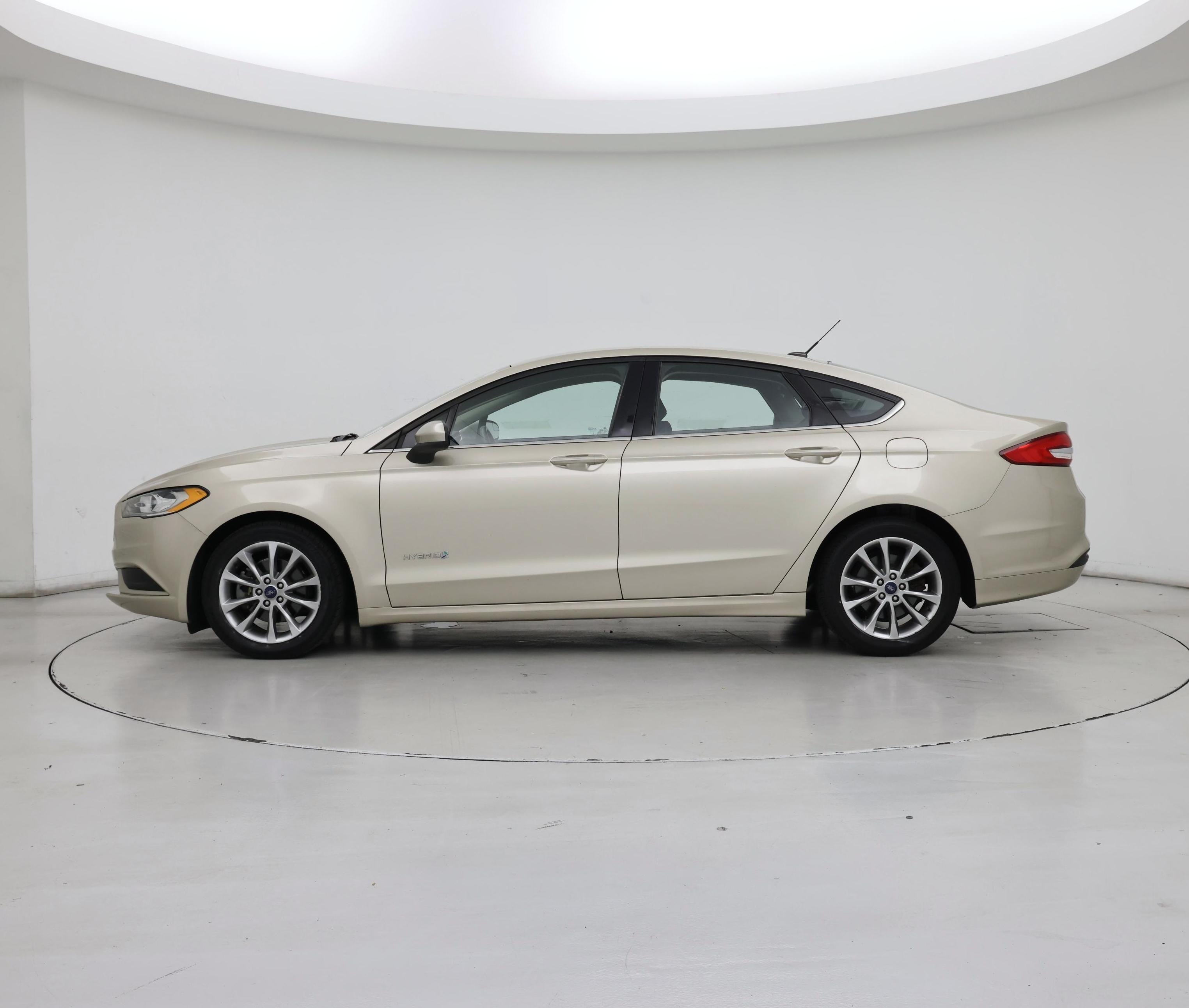Thumbnail: 2017 Ford Fusion - 3