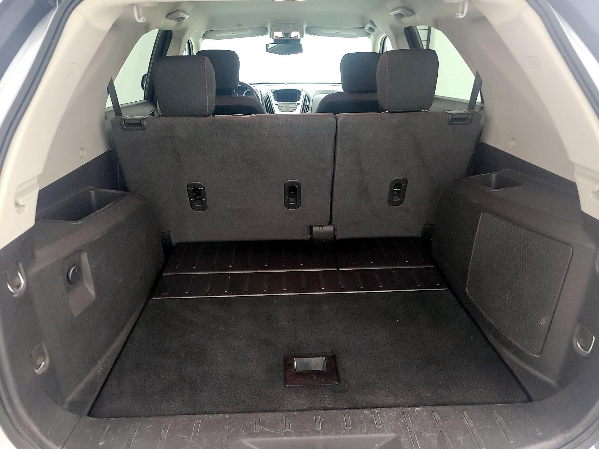 Thumbnail: 2015 Chevrolet Equinox - 20