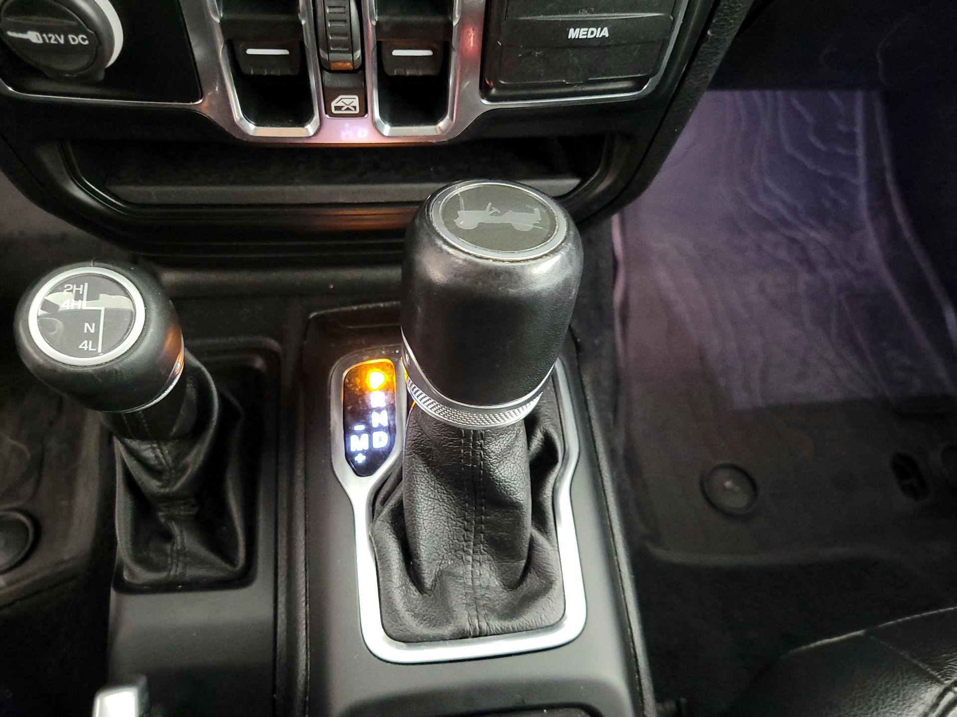 Thumbnail: 2020 Jeep Wrangler - 17