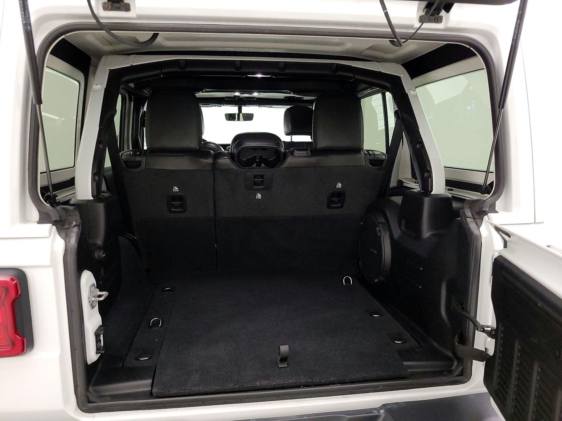 Thumbnail: 2020 Jeep Wrangler - 20