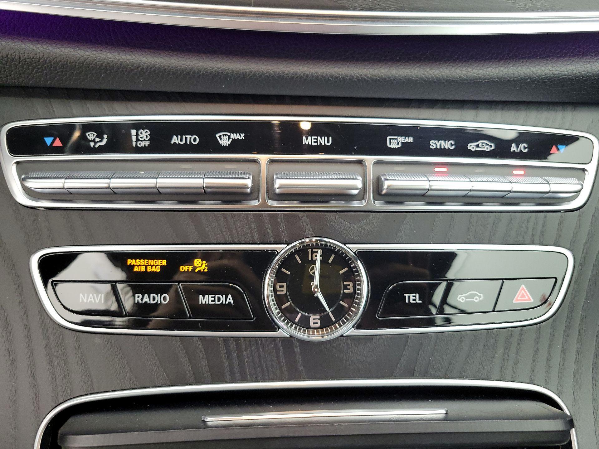 Thumbnail: 2019 Mercedes-Benz E-Class - 17