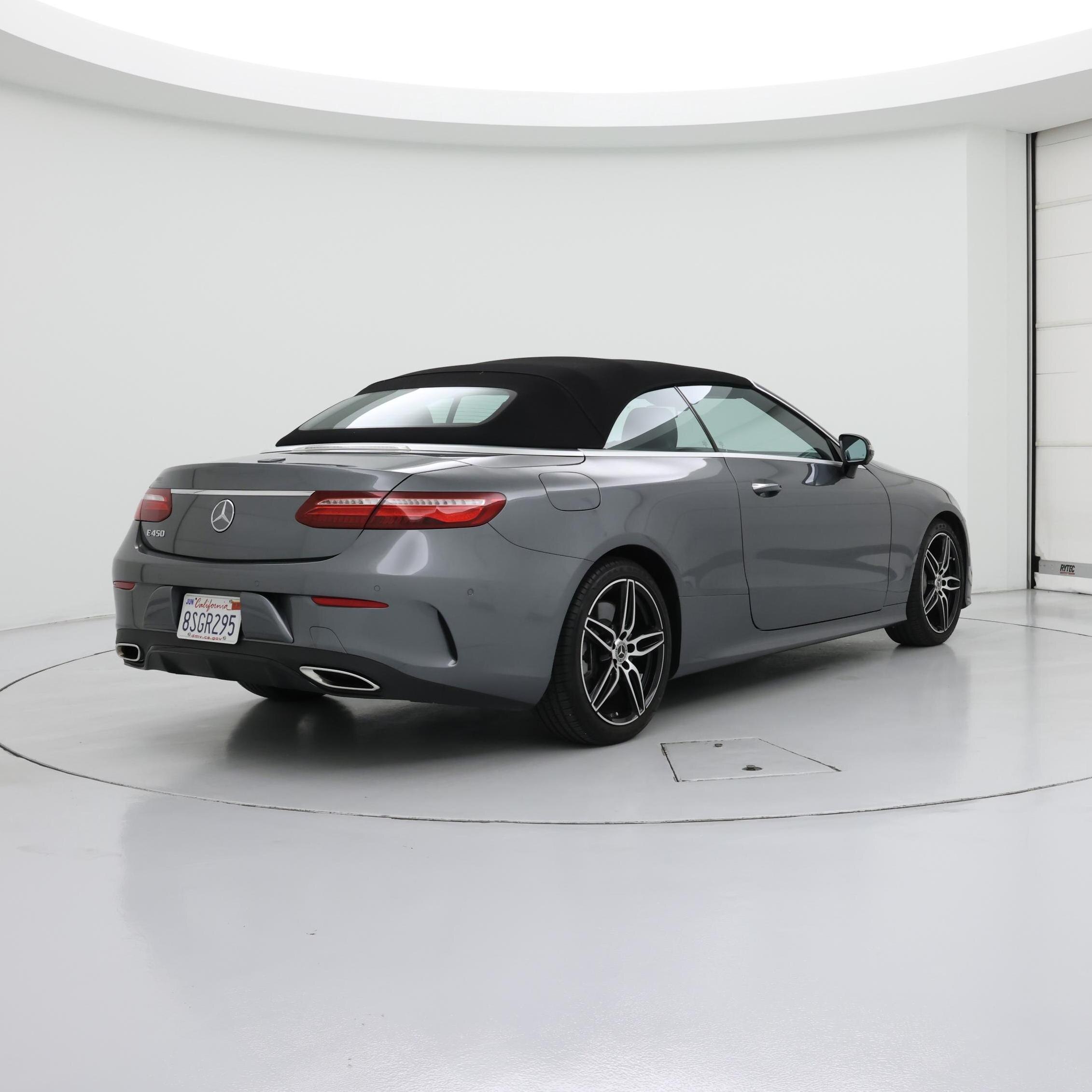 Thumbnail: 2019 Mercedes-Benz E-Class - 8