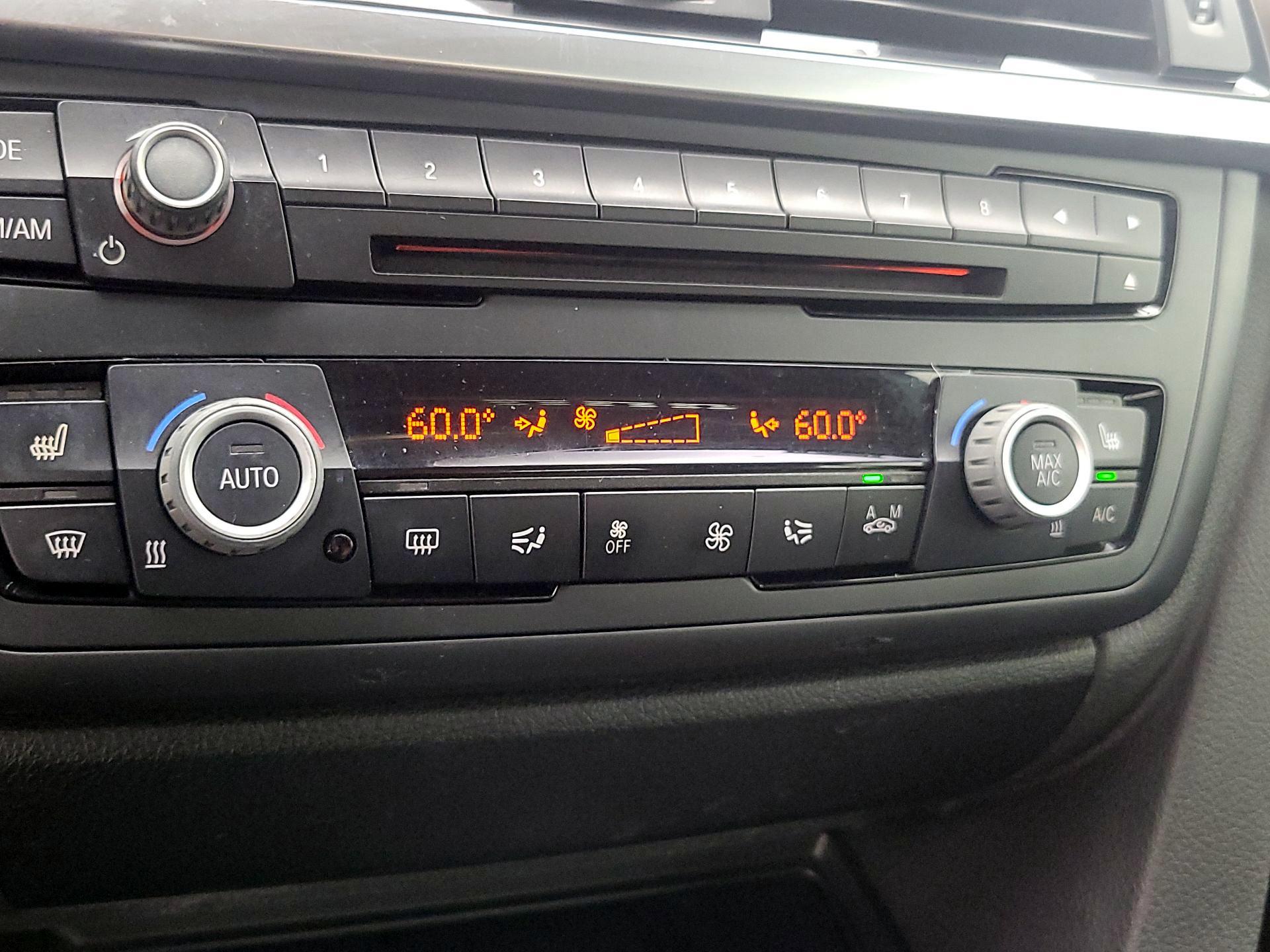 Thumbnail: 2015 BMW 4 Series - 16